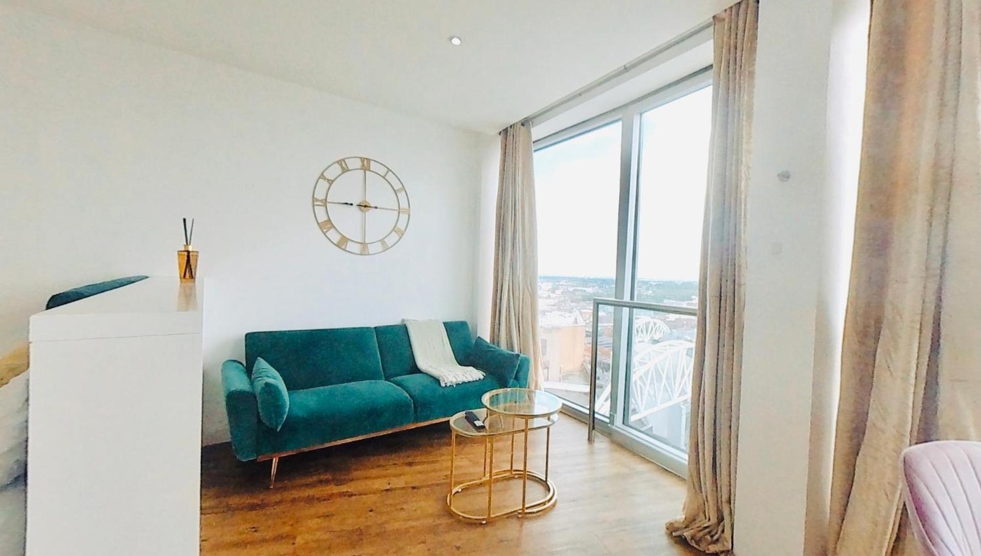 Metro Height Apartment