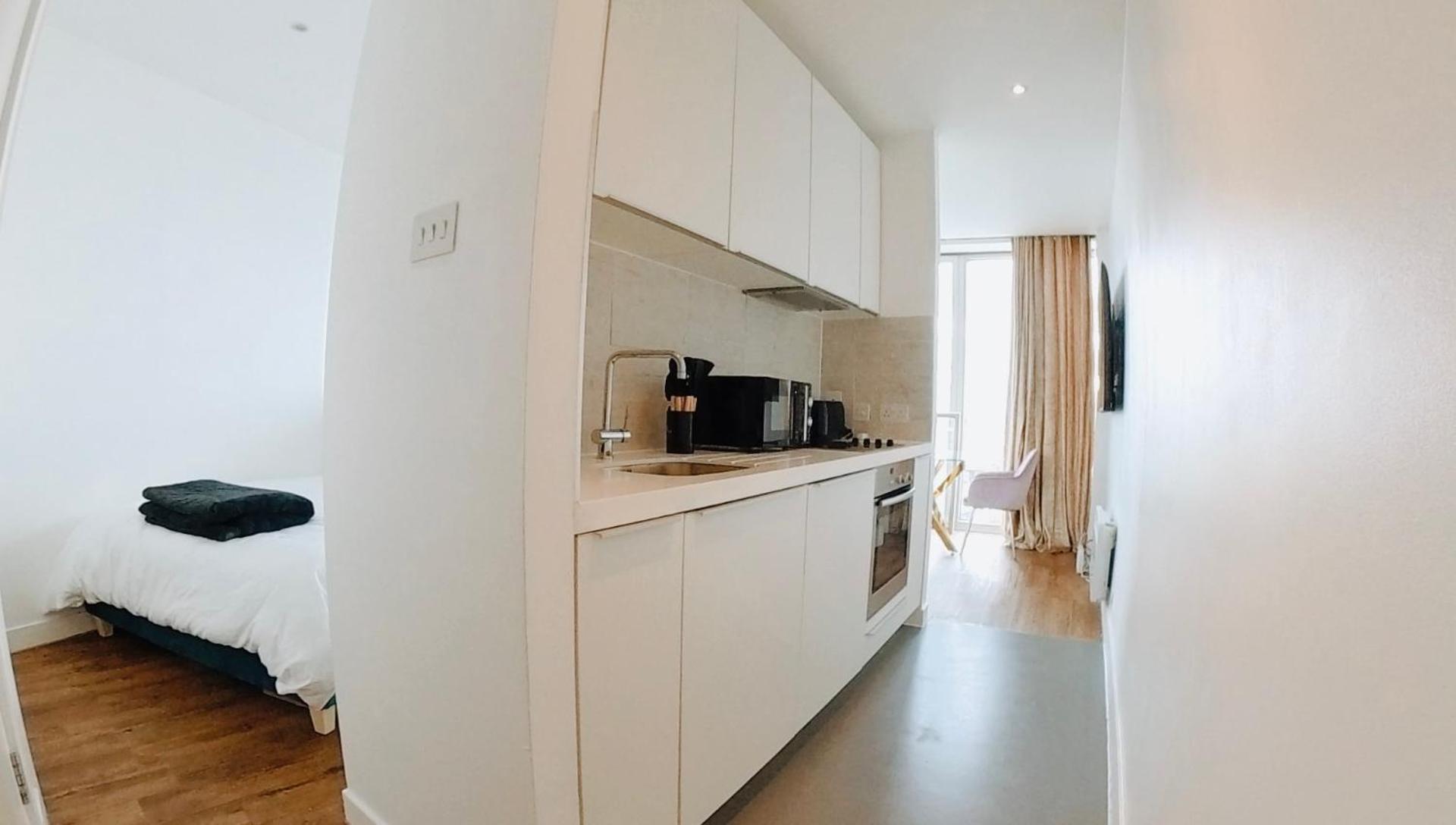 Metro Height Apartment *