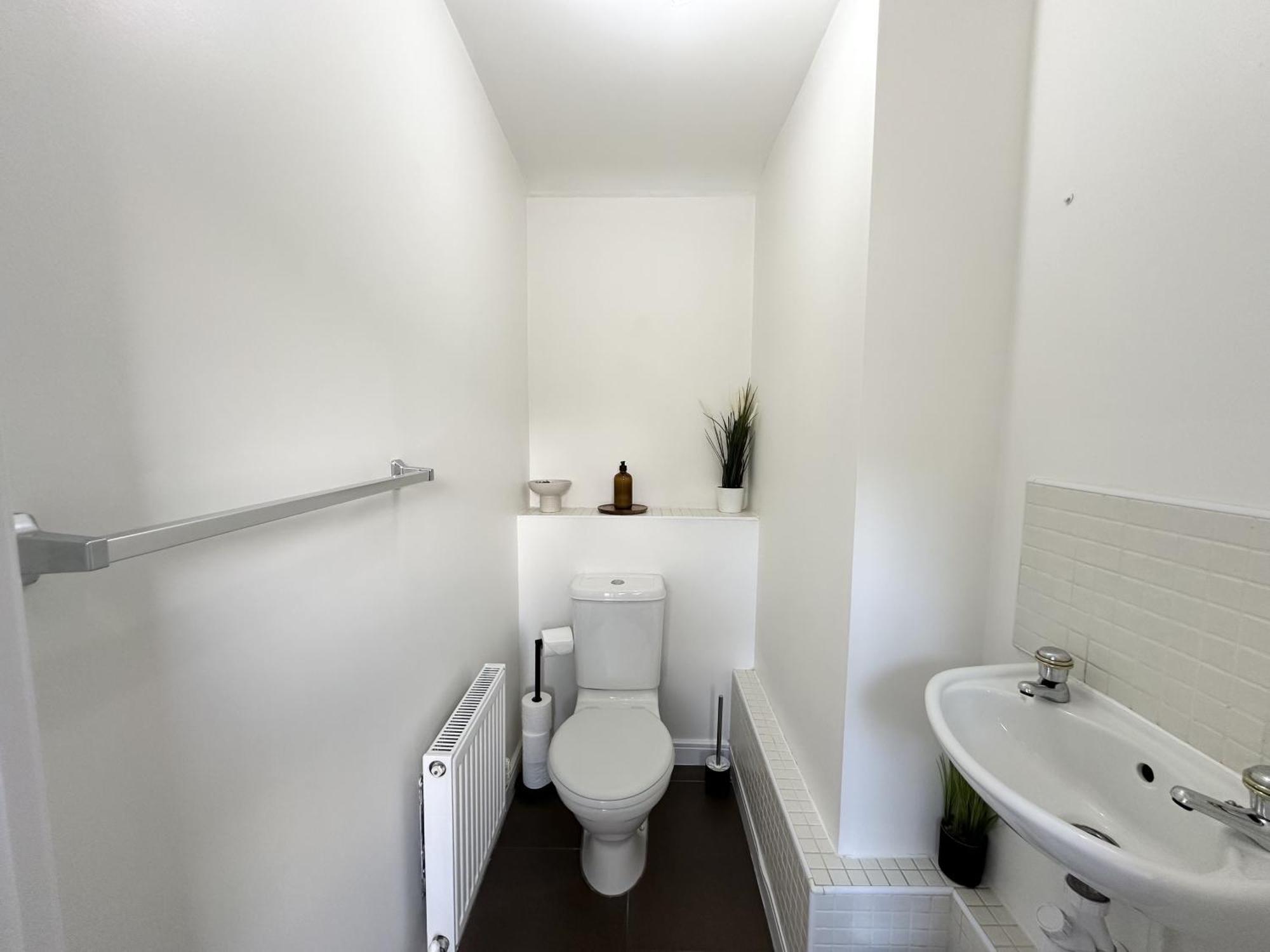Inicio - New! Stunning - Free Parking - Sleeps 8 - Near M6 Birmingham