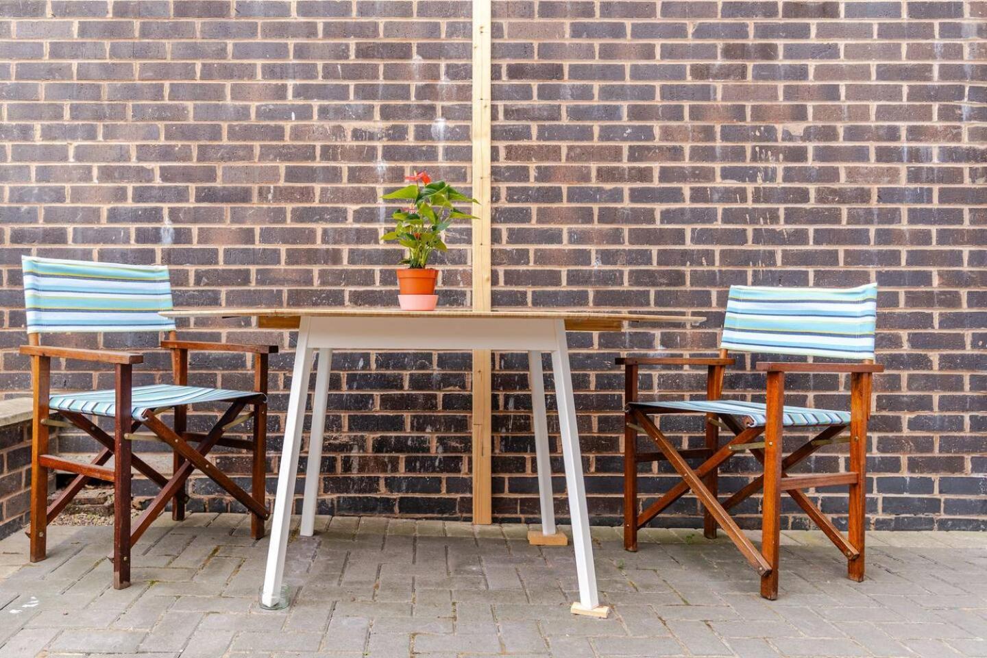 Quiet Private Homestay, Birmingham