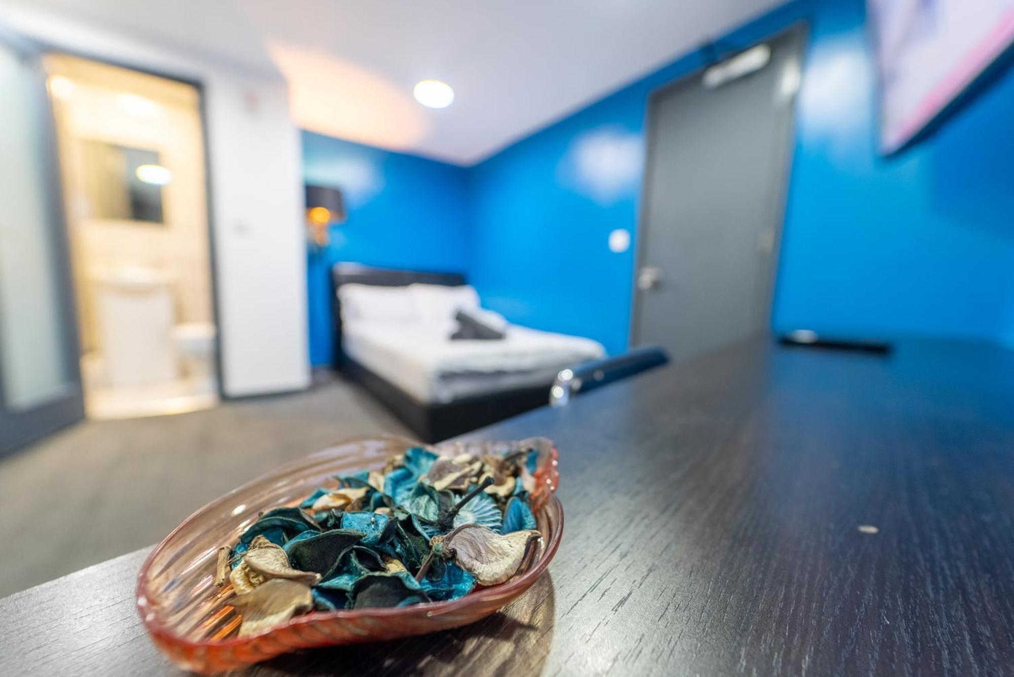 Sa Equipped 10 Mins From Centre And Next To Uob! * Birmingham
