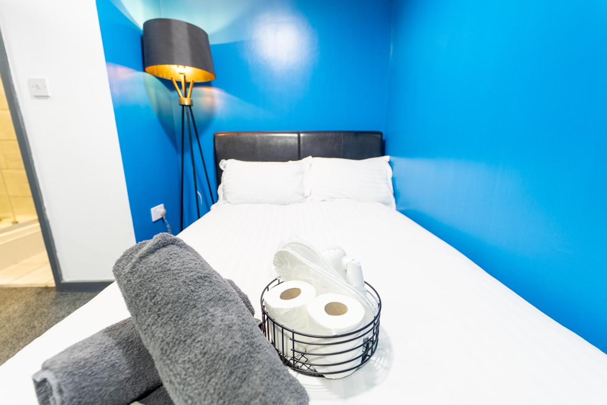 Sa Equipped 10 Mins From Centre And Next To Uob! Birmingham