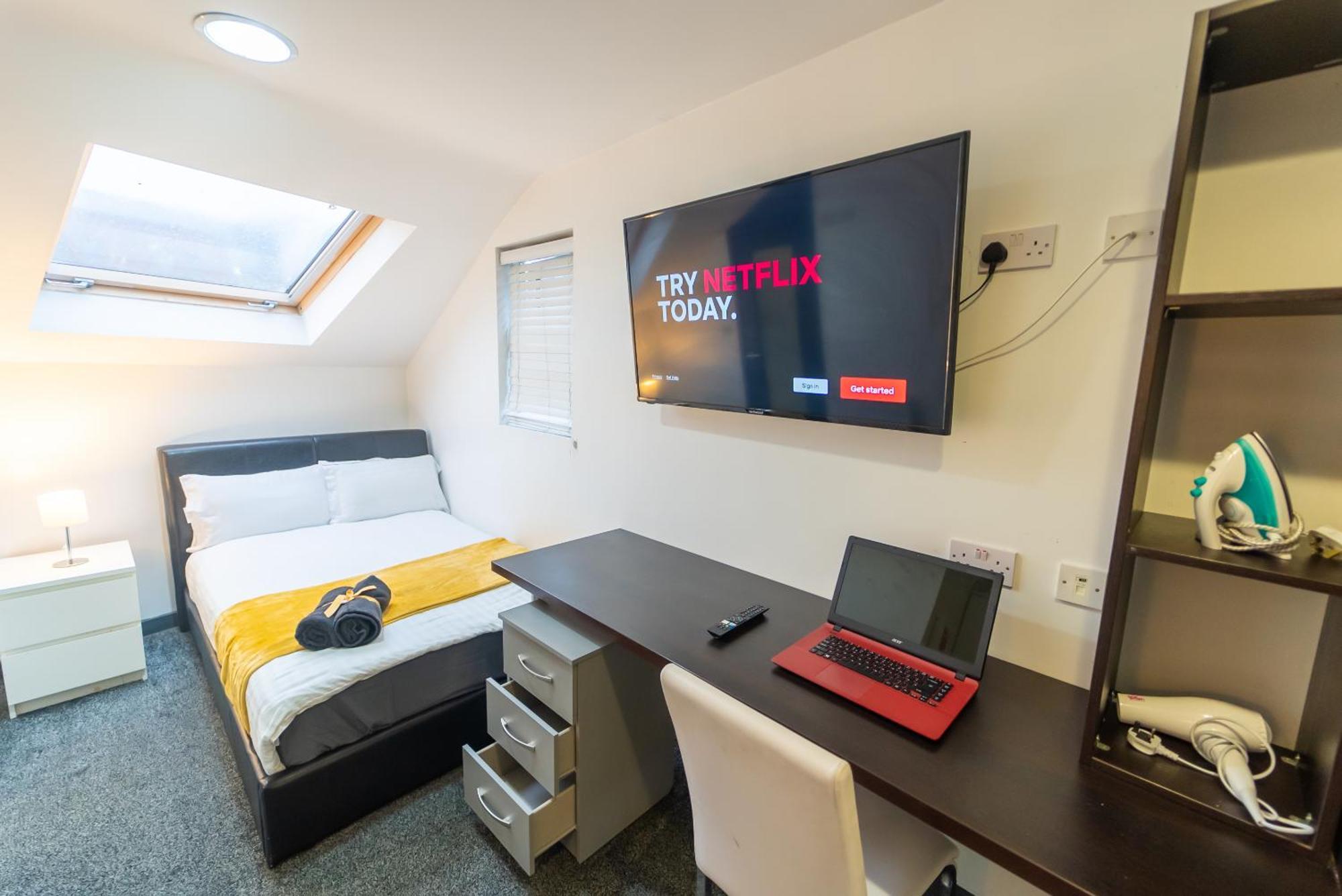 Sa Equipped 10 Mins From Centre And Next To Uob! * Birmingham
