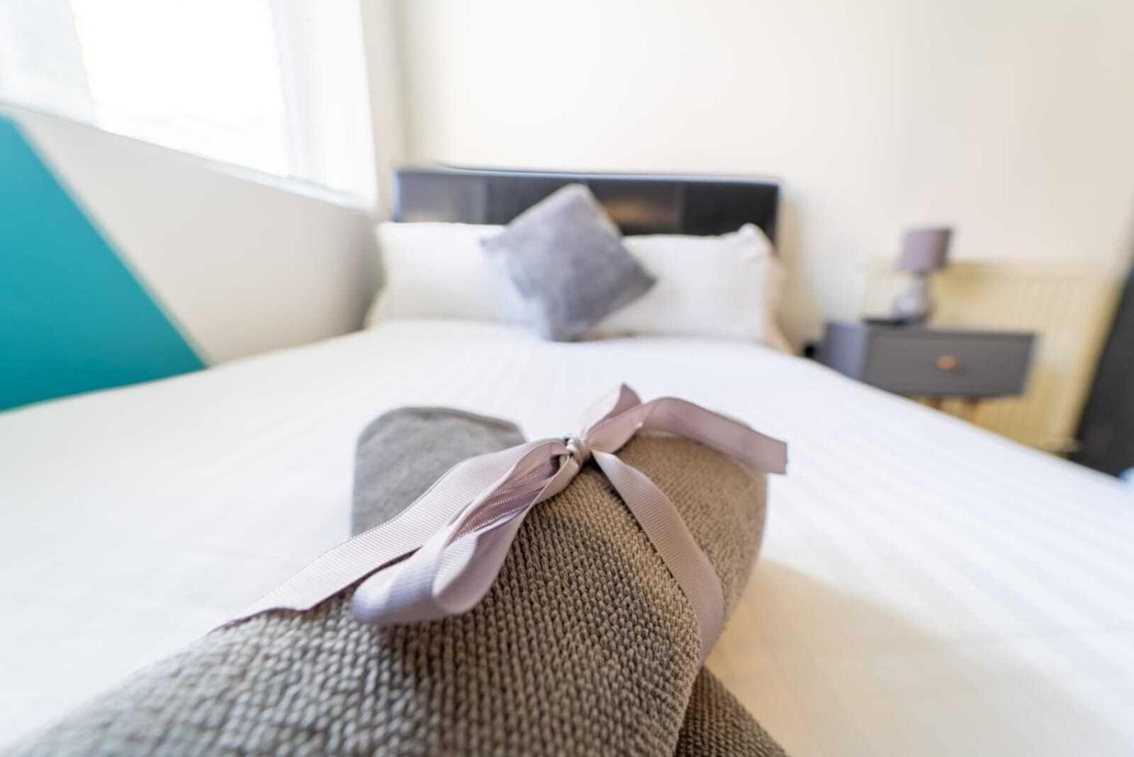 Sa Equipped 10 Mins From Centre And Next To Uob! * Birmingham