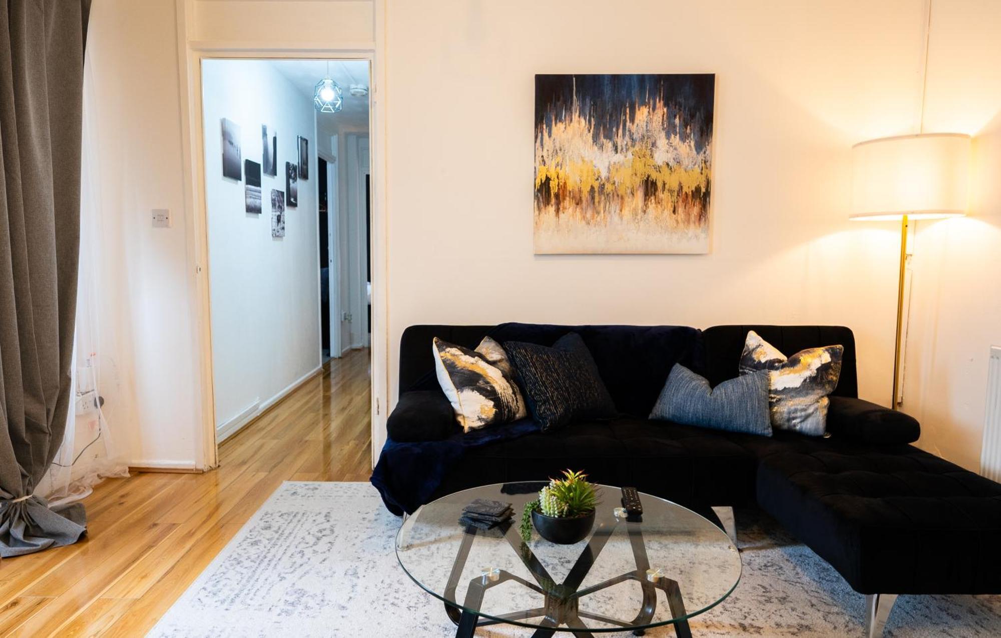 Apartment Arena With Balcony