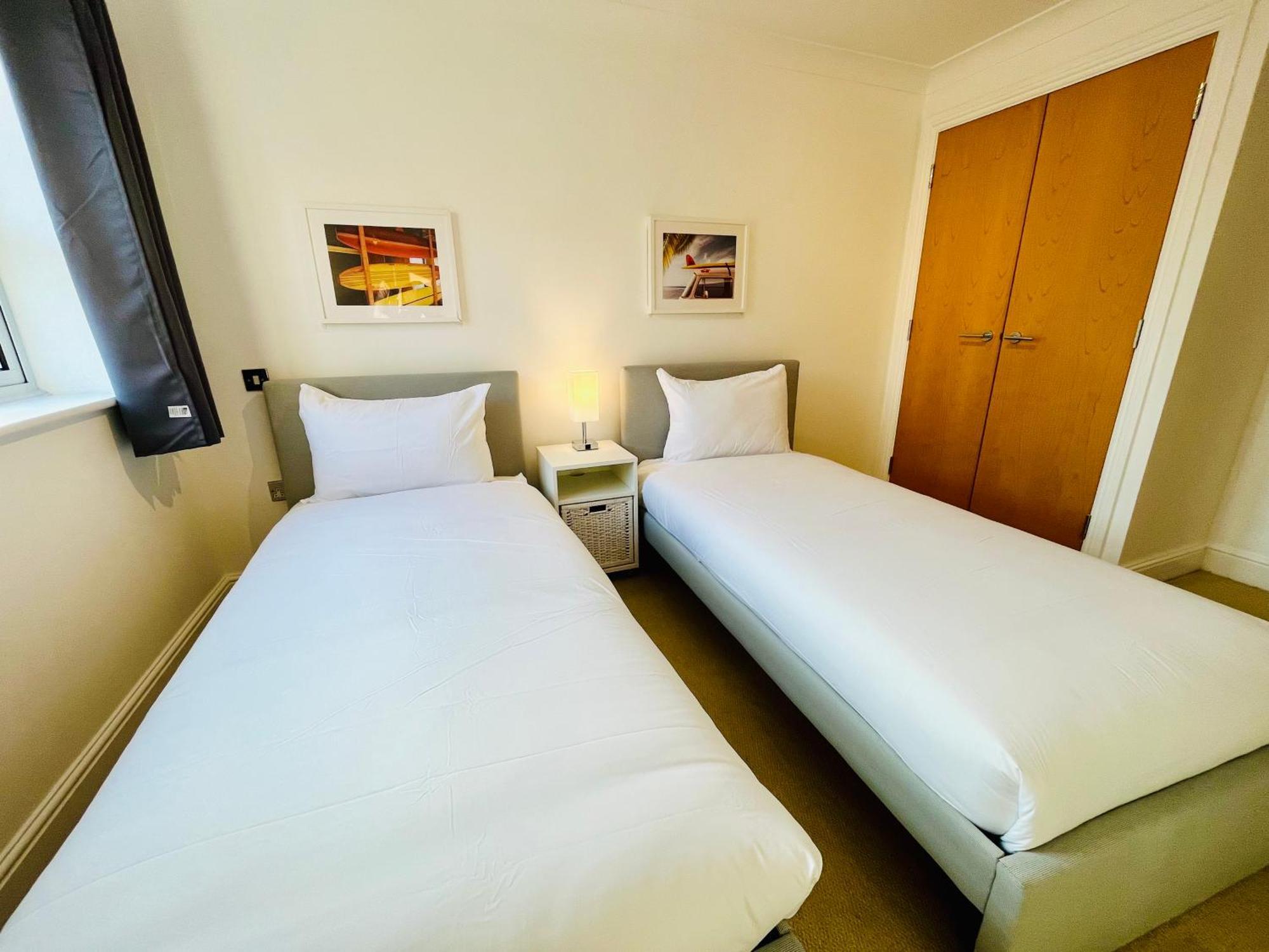 Apartment Exquisite Centre - Recently Refurbed - 2 Bed 2 Bath - Free Parking - Netflix Amazon Birmingham