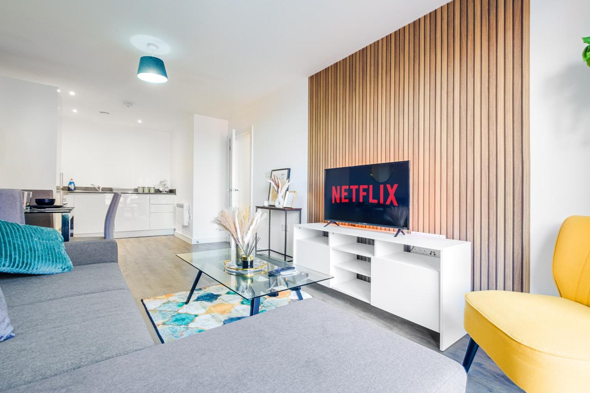 Apartment Centre Emerald Escape - Sleeps-6, 2beds & 2baths , Netflix , Free Internet Birmingham