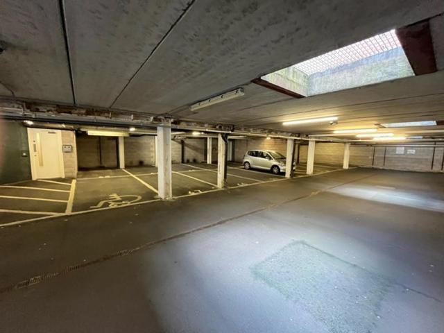Exquisite Centre - Recently Refurbed - 2 Bed 2 Bath - Free Parking - Netflix Amazon * Birmingham