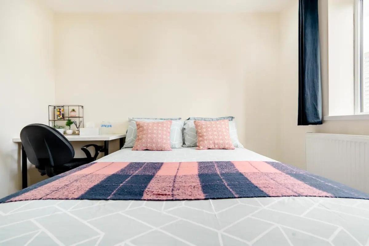 Quiet Private Homestay, *