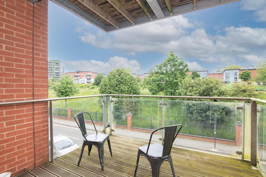 Apartment Casa Grey Away From *