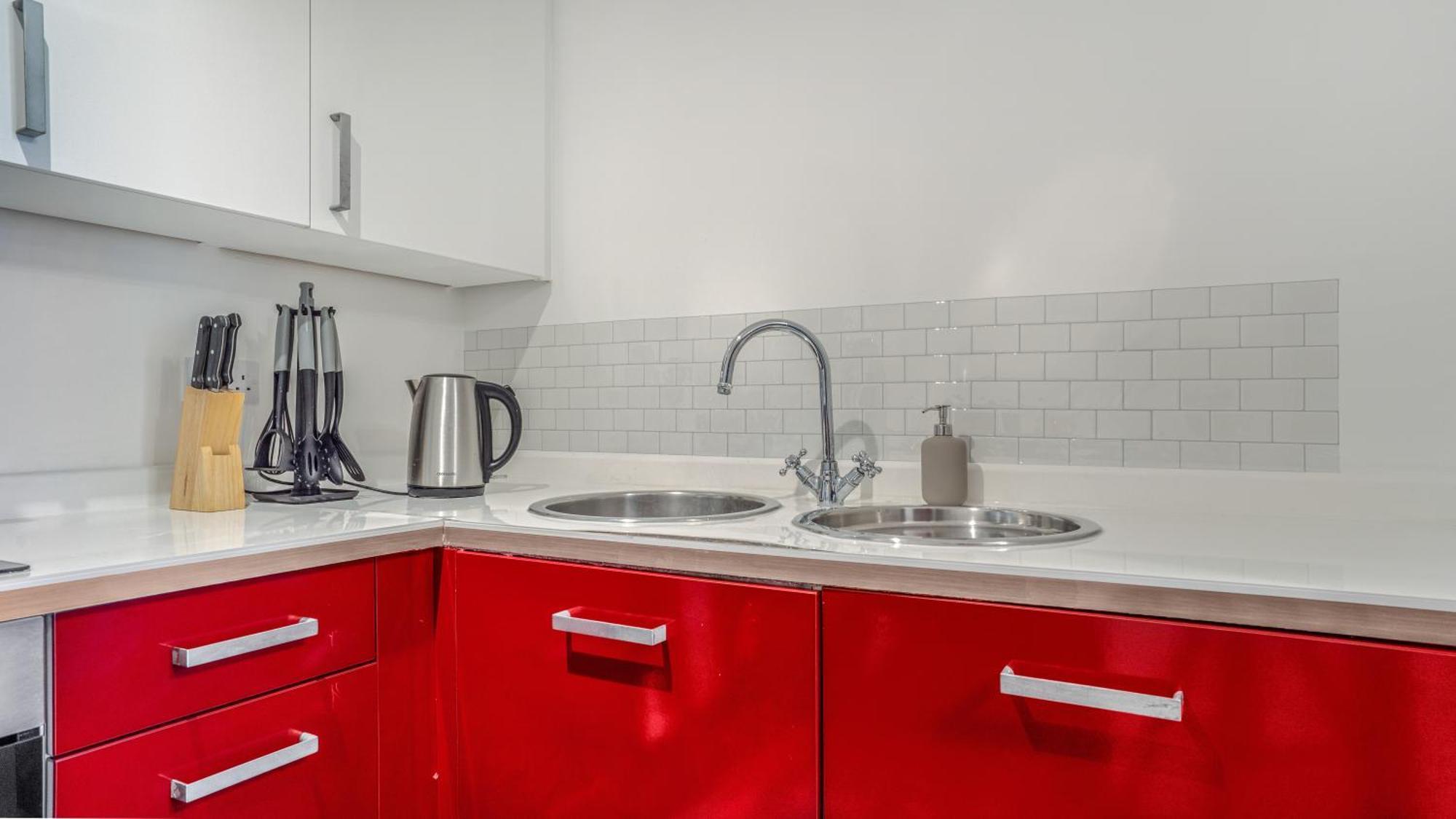 Japanese Monthly Stay, Freepark, Netflix, Balcony * Birmingham
