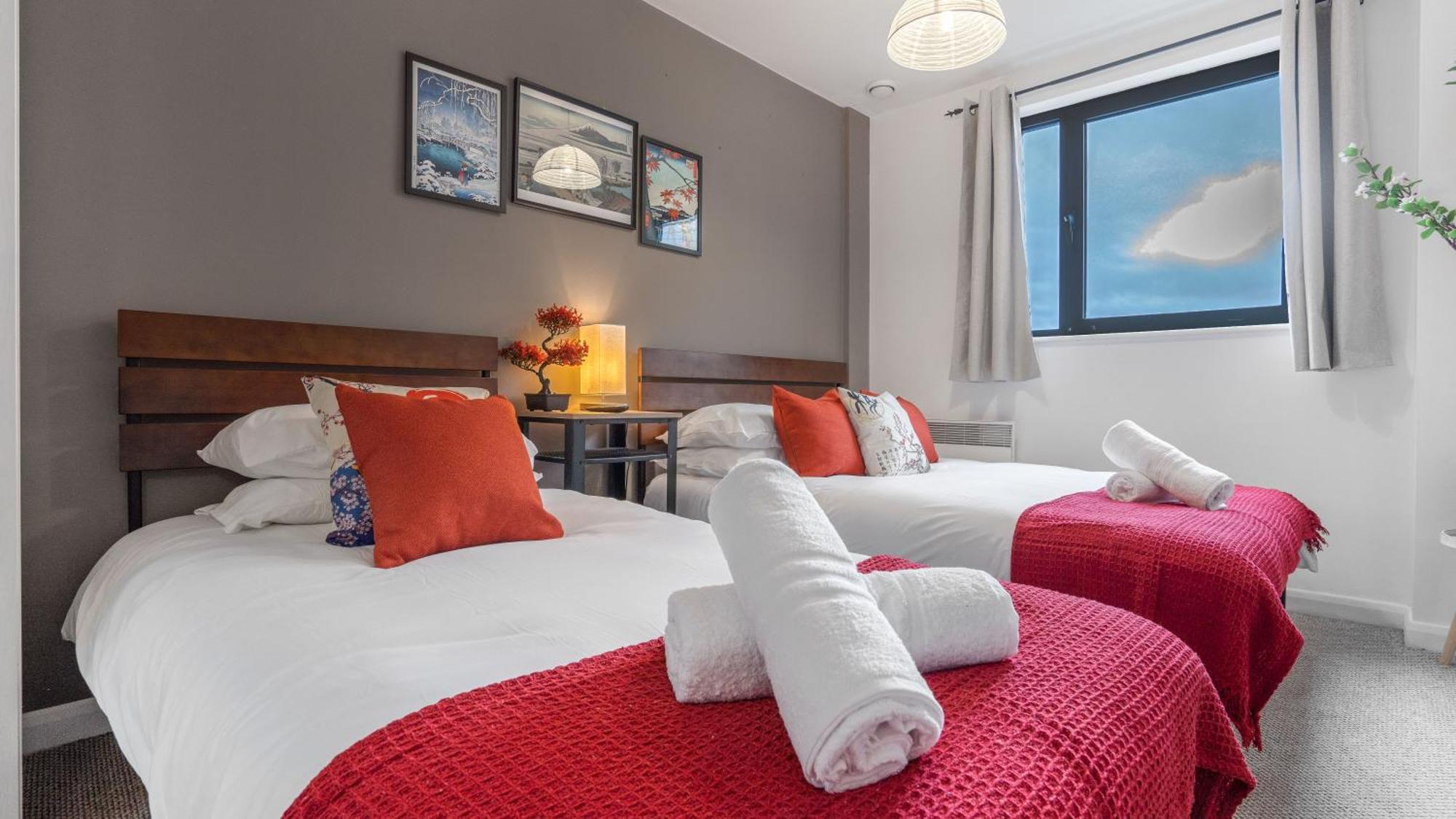 Apartment Japanese Monthly Stay, Freepark, Netflix, Balcony Birmingham