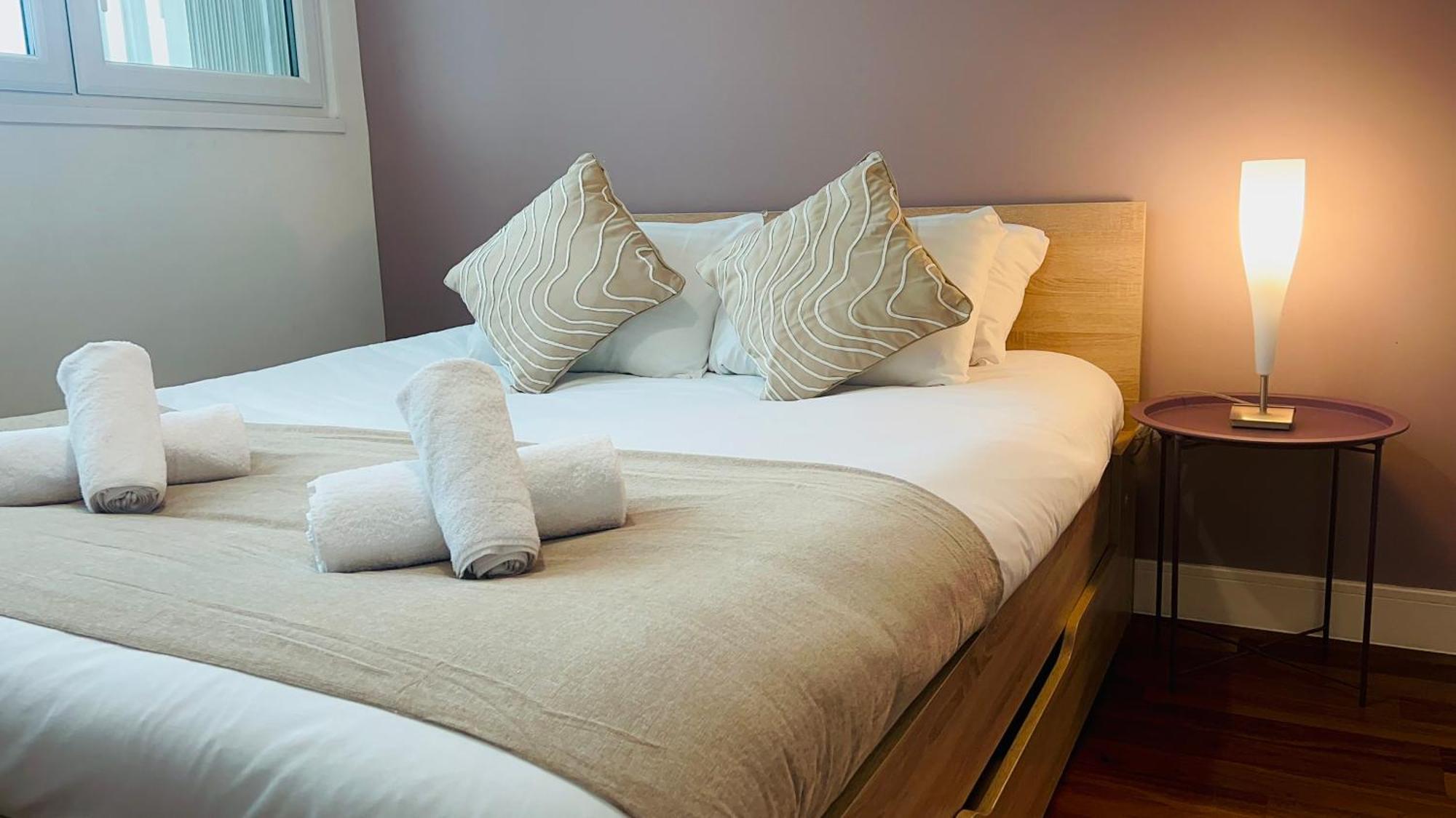 Apartment Stylish Comfy Centre With Free Netflix Jvt Short Lets