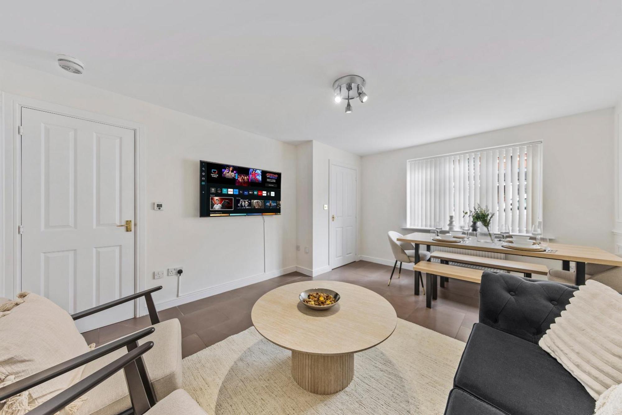 Inicio - New! Stunning - Free Parking - Sleeps 8 - Near M6 * Birmingham