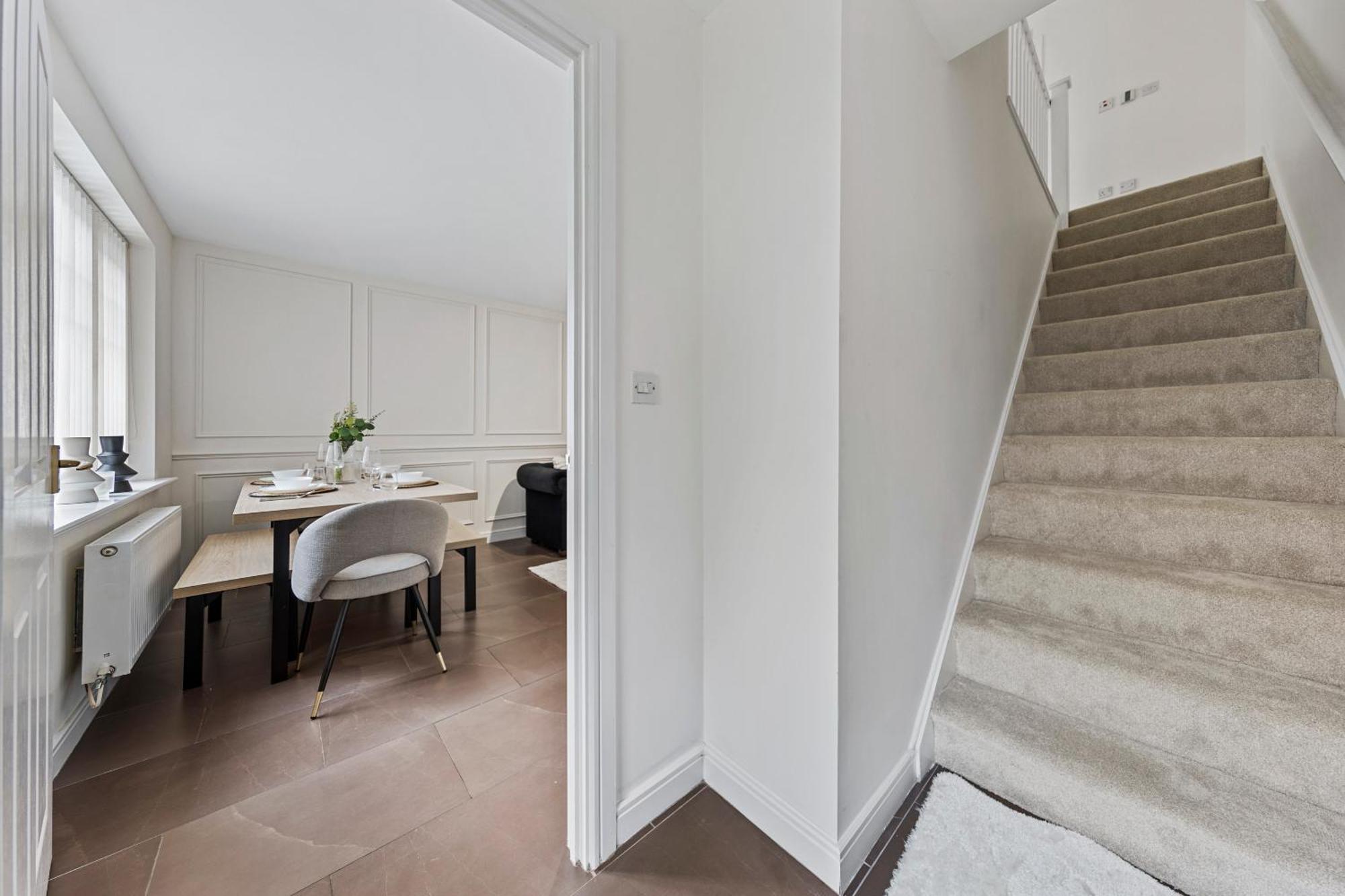 Inicio - New! Stunning - Free Parking - Sleeps 8 - Near M6