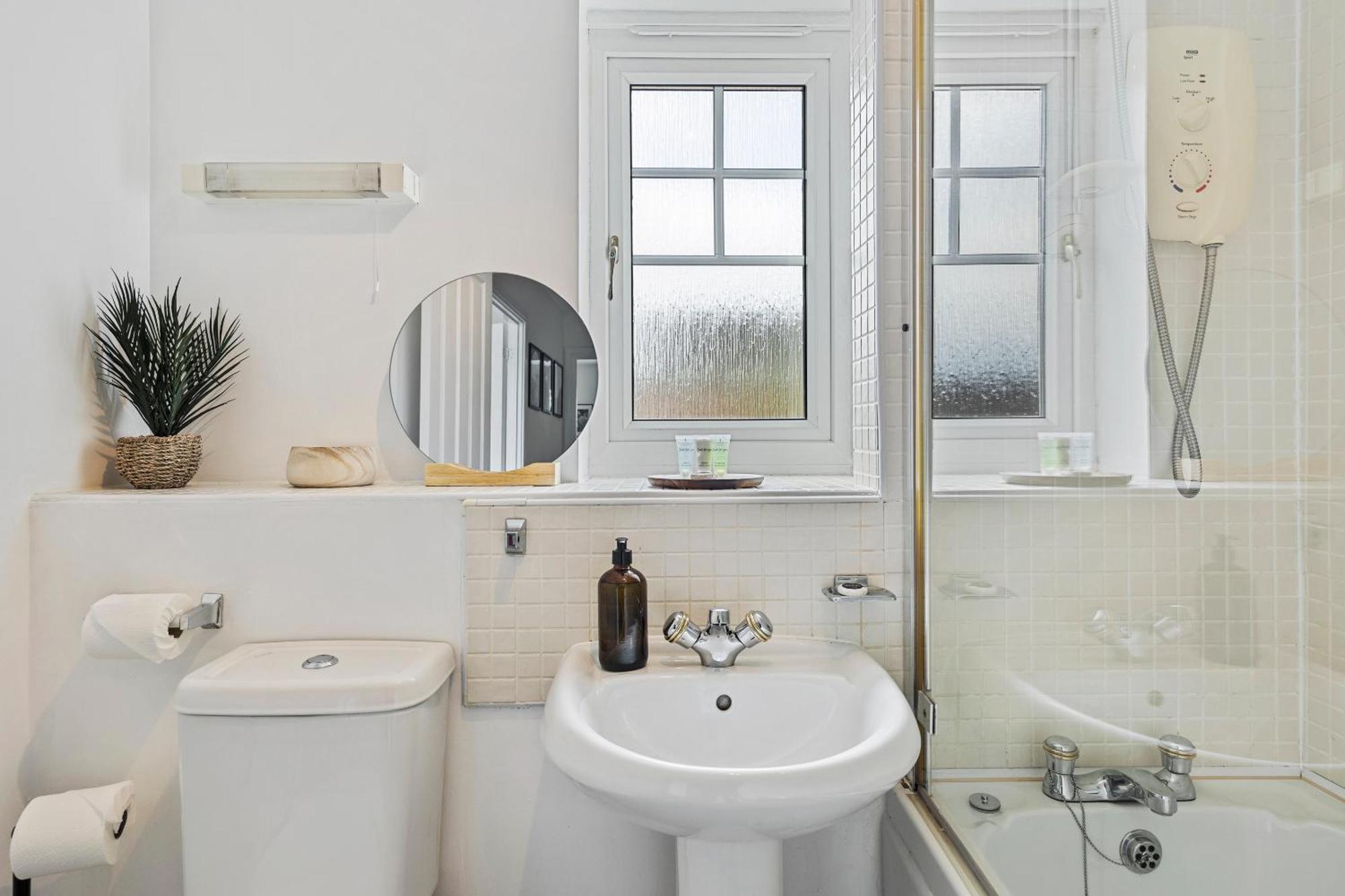 Inicio - New! Stunning - Free Parking - Sleeps 8 - Near M6