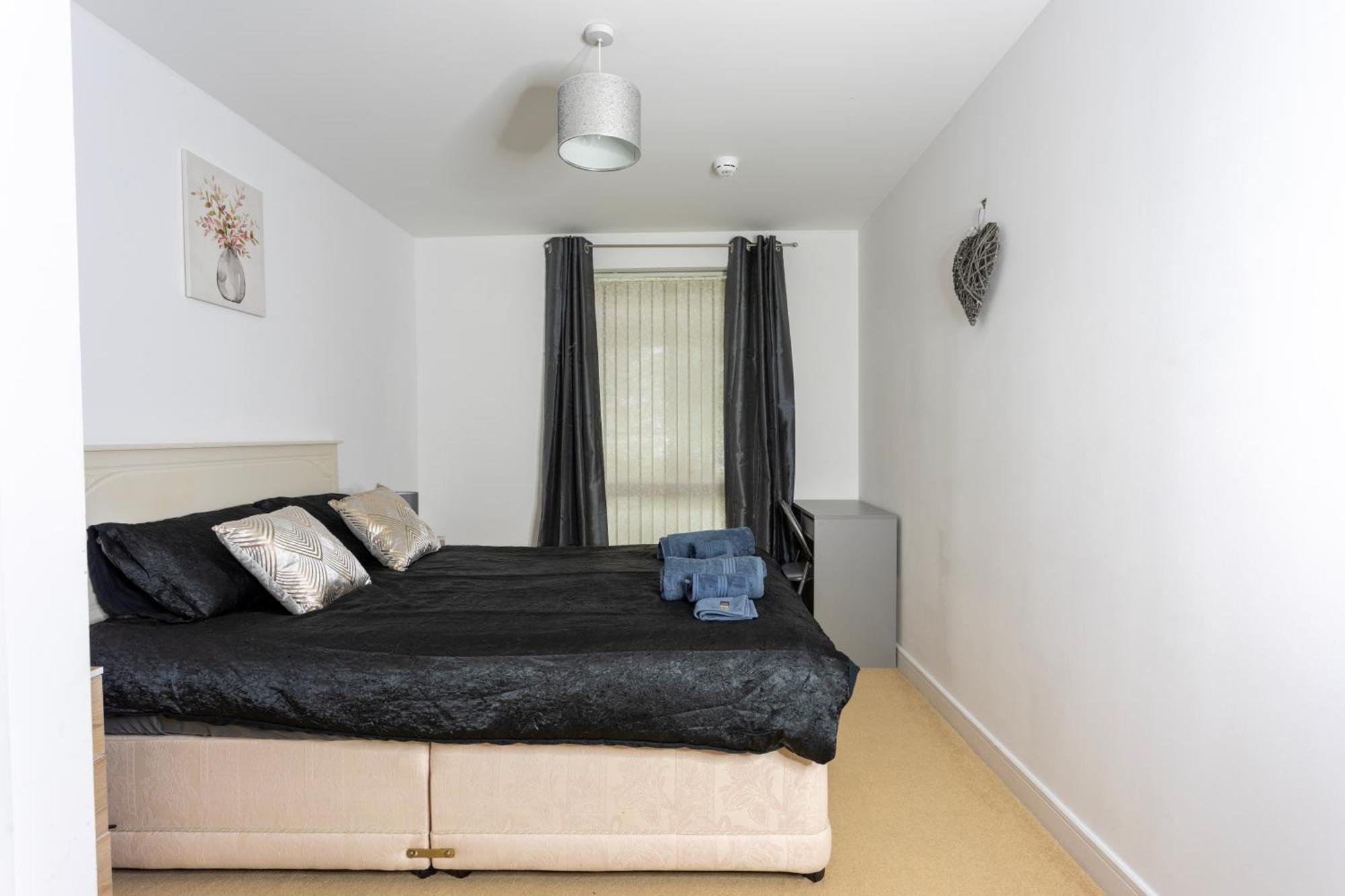Apartment 2 Bedroom Including Ensuite And Pool Table