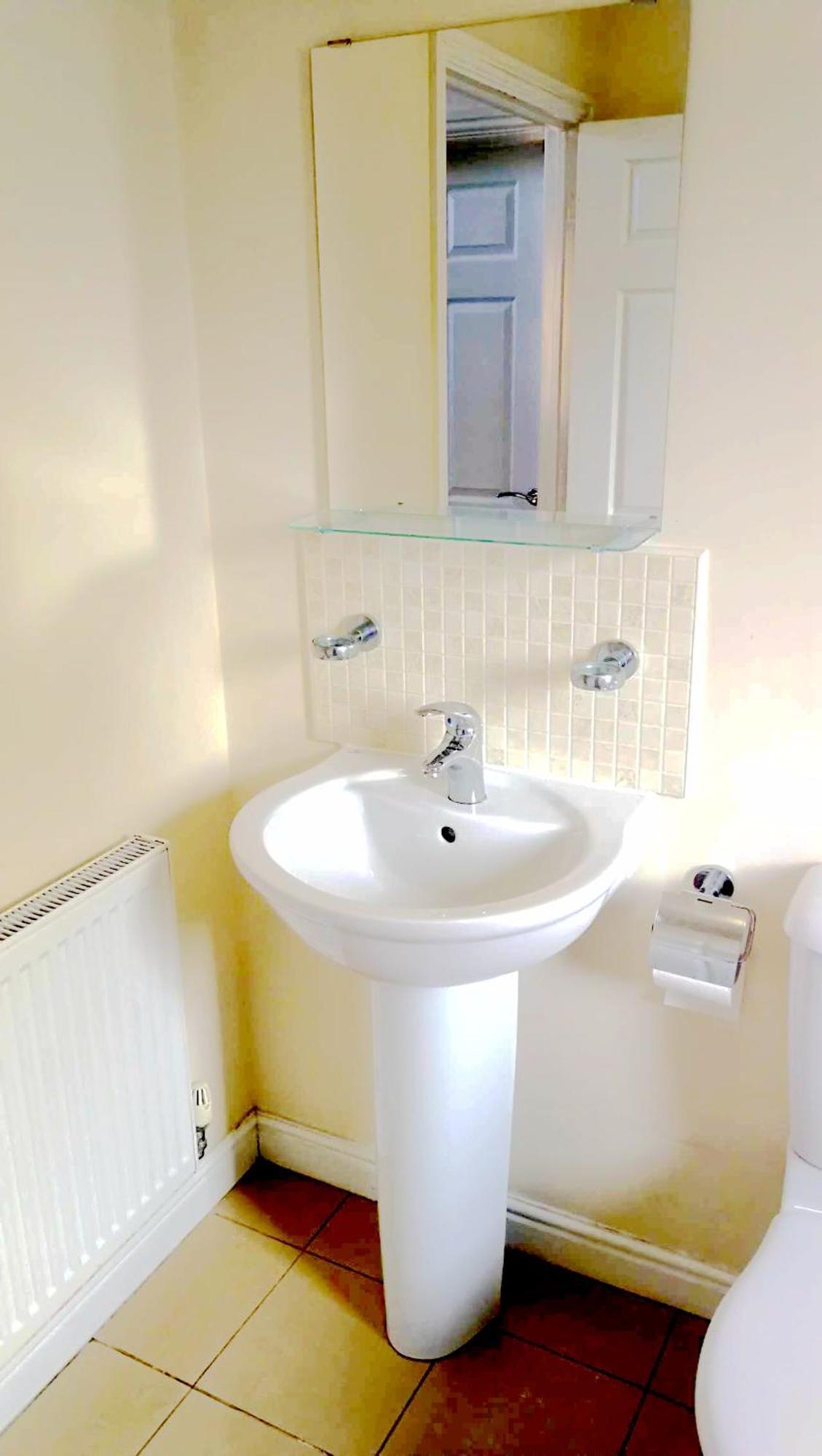 Large En-suite 10mins To Near Center *
