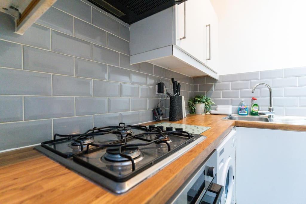 2-bed Luxury With Free Parking