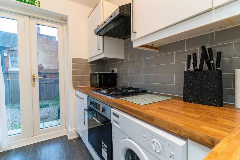 Apartment 2-bed Luxury With Free Parking Birmingham