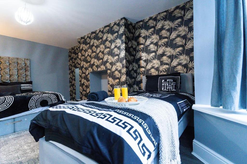 2-bed Luxury With Free Parking Apartment *