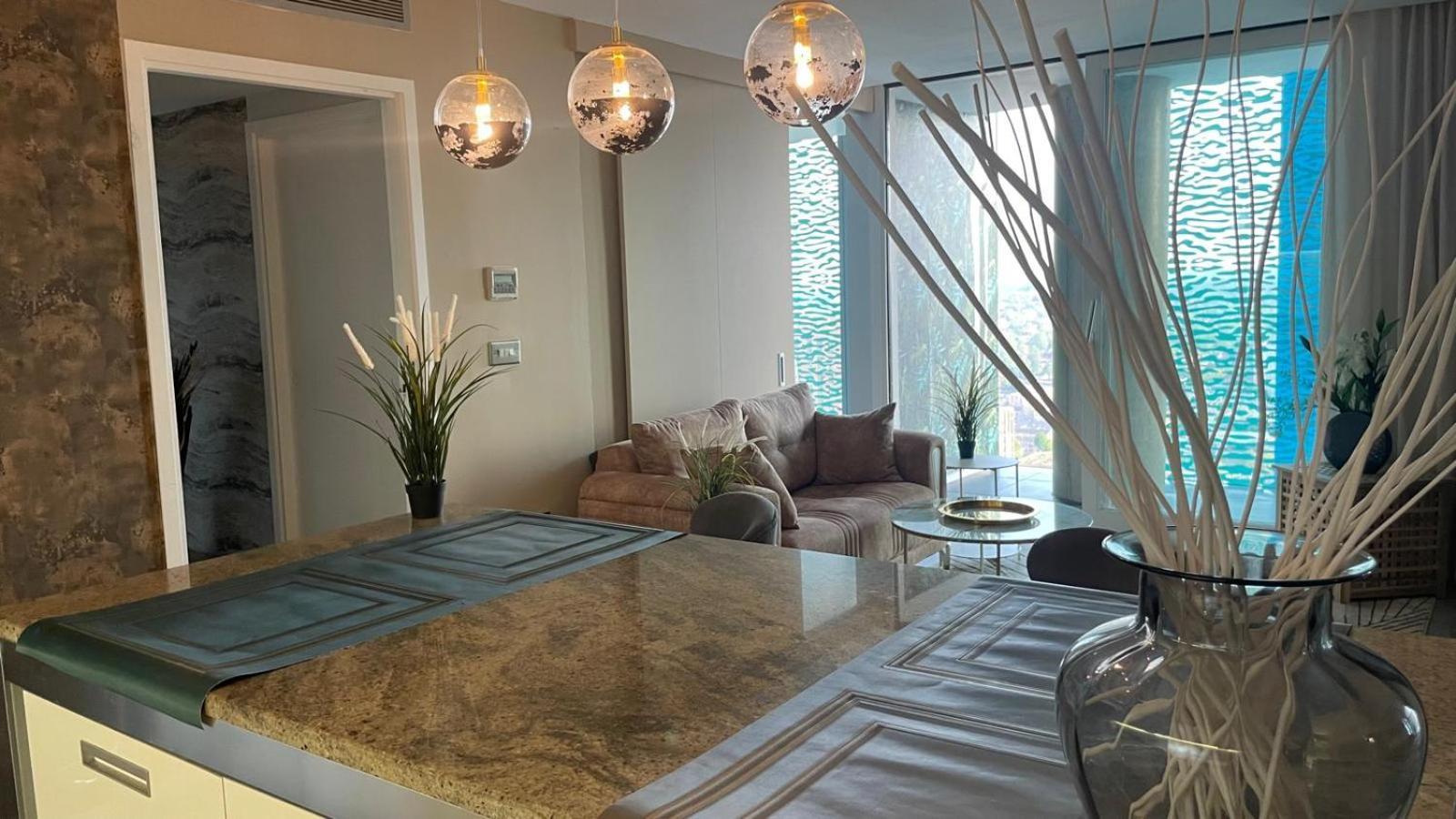 Simply Stunning Jacuzzi With Panoramic View *