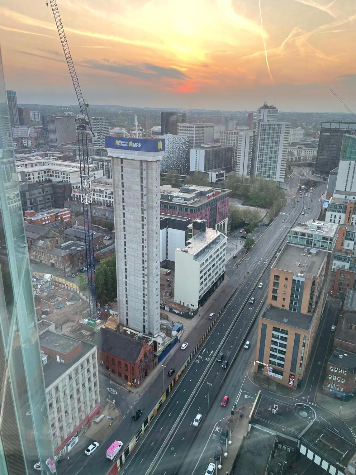 Simply Stunning Jacuzzi With Panoramic View Birmingham
