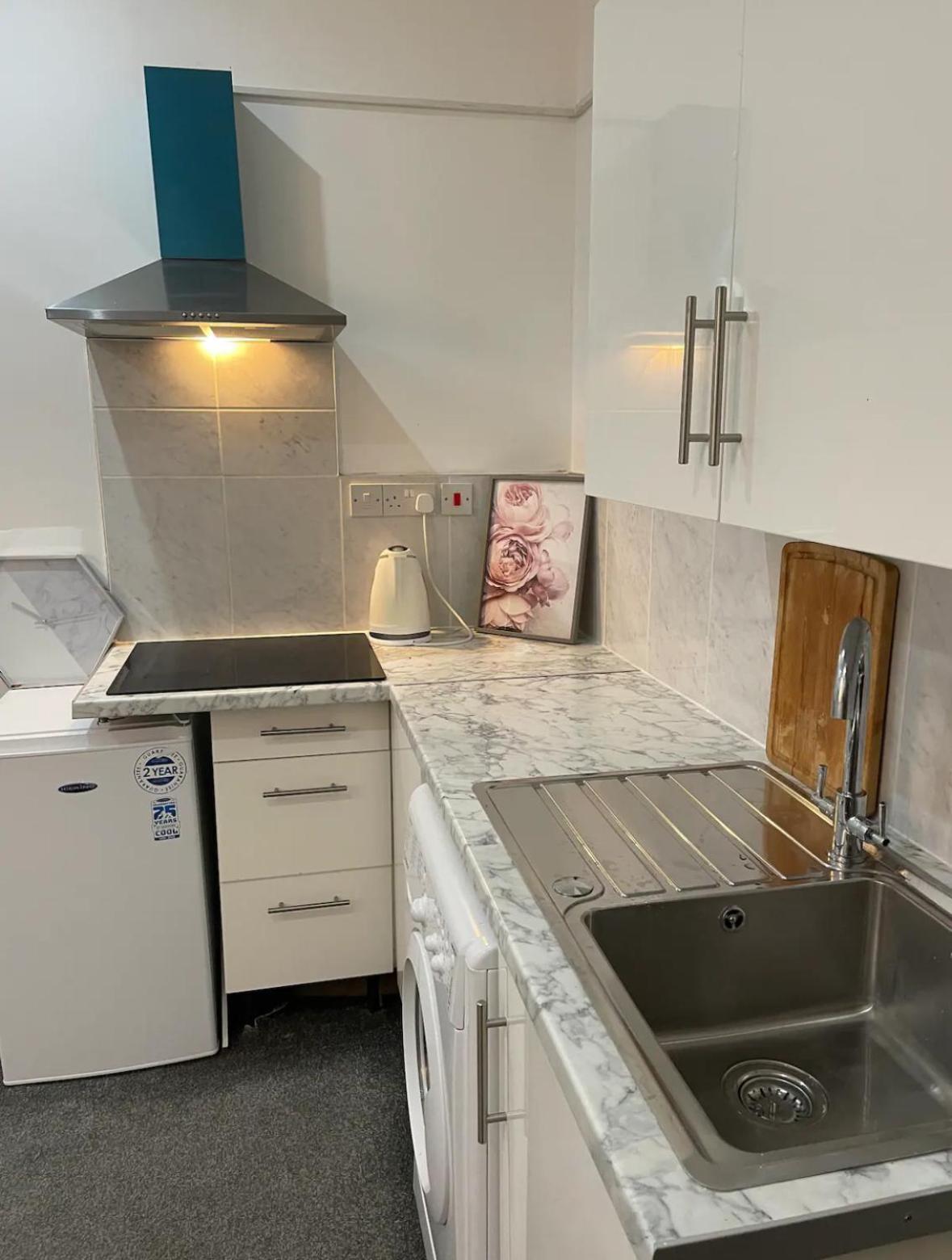 In Bham Centre, Free Parking Sleeps 3
