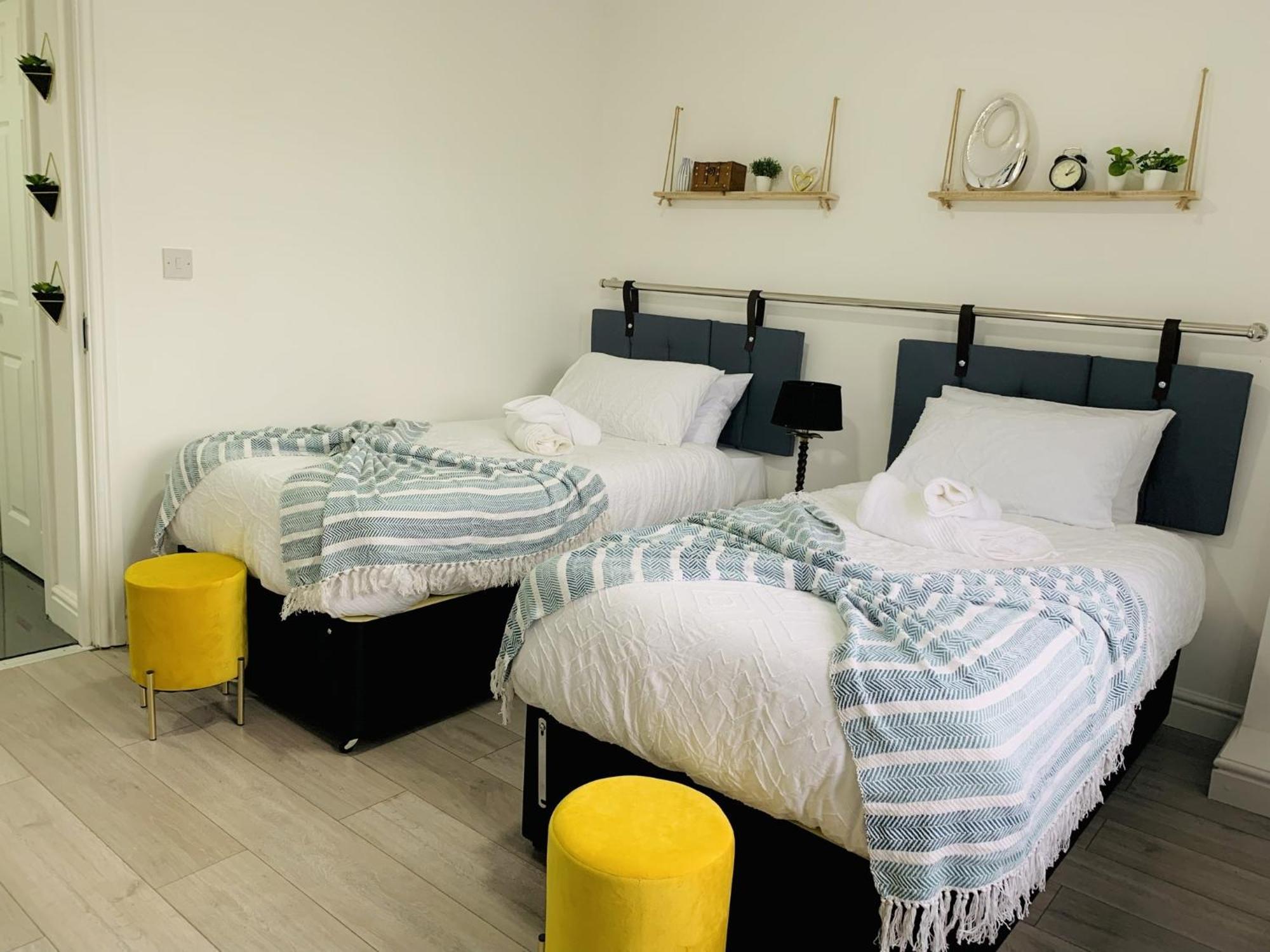 Modern & Cosy 2-bed Near Nec, Airport & Jlr! Holiday home *