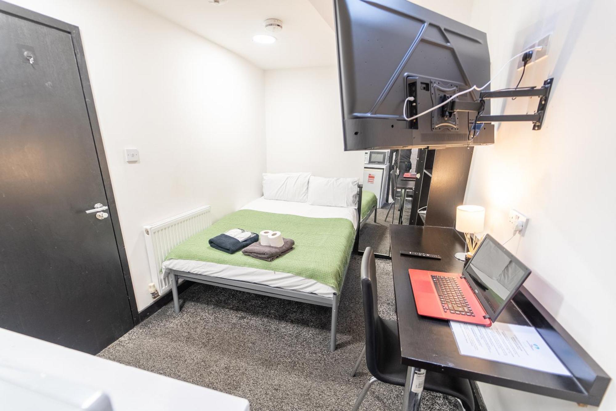 Sa Spacious Next To Uob And 10min To The City! Birmingham
