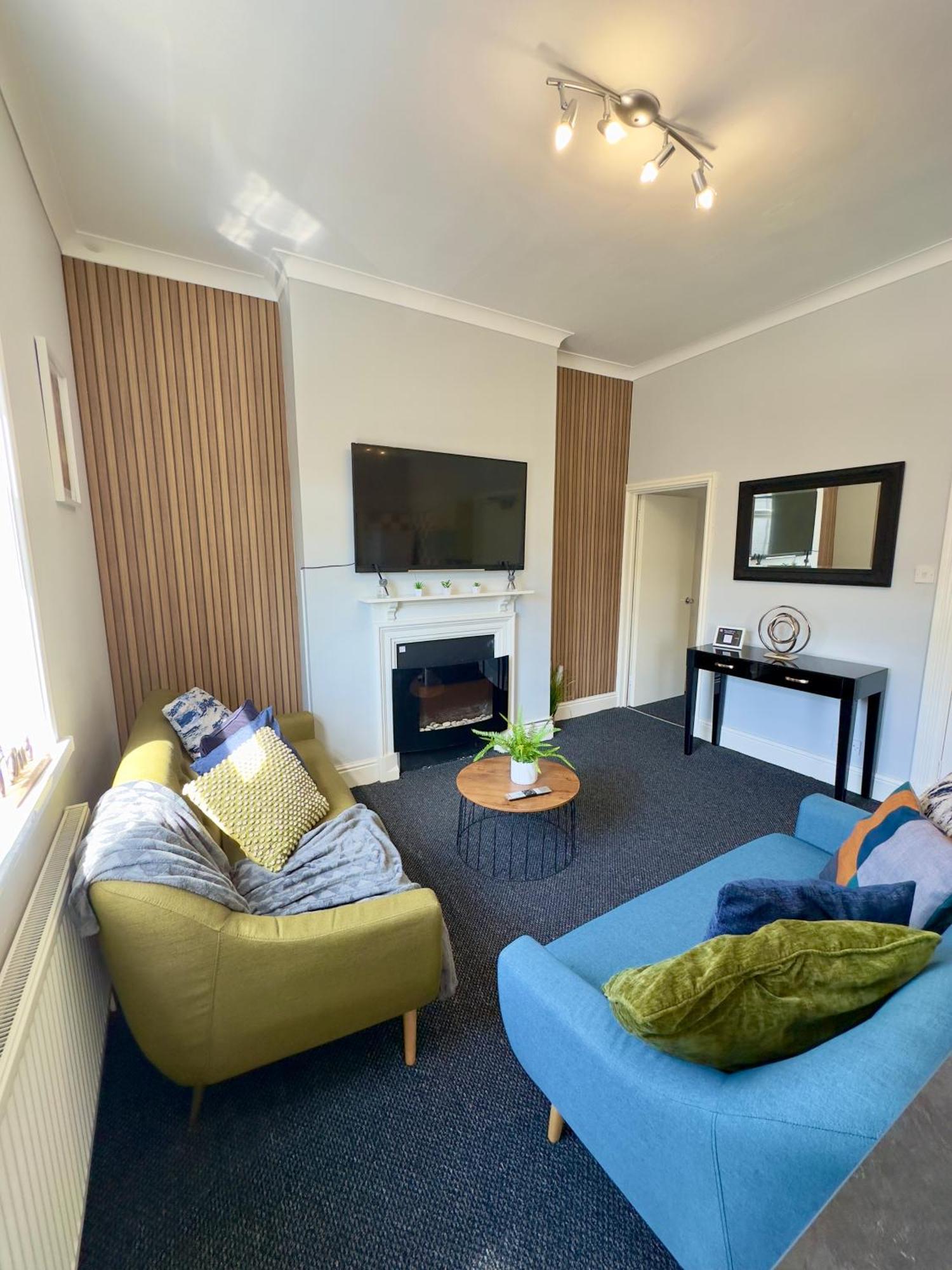 Apartment Elegant 5 Bedrooms Split Level