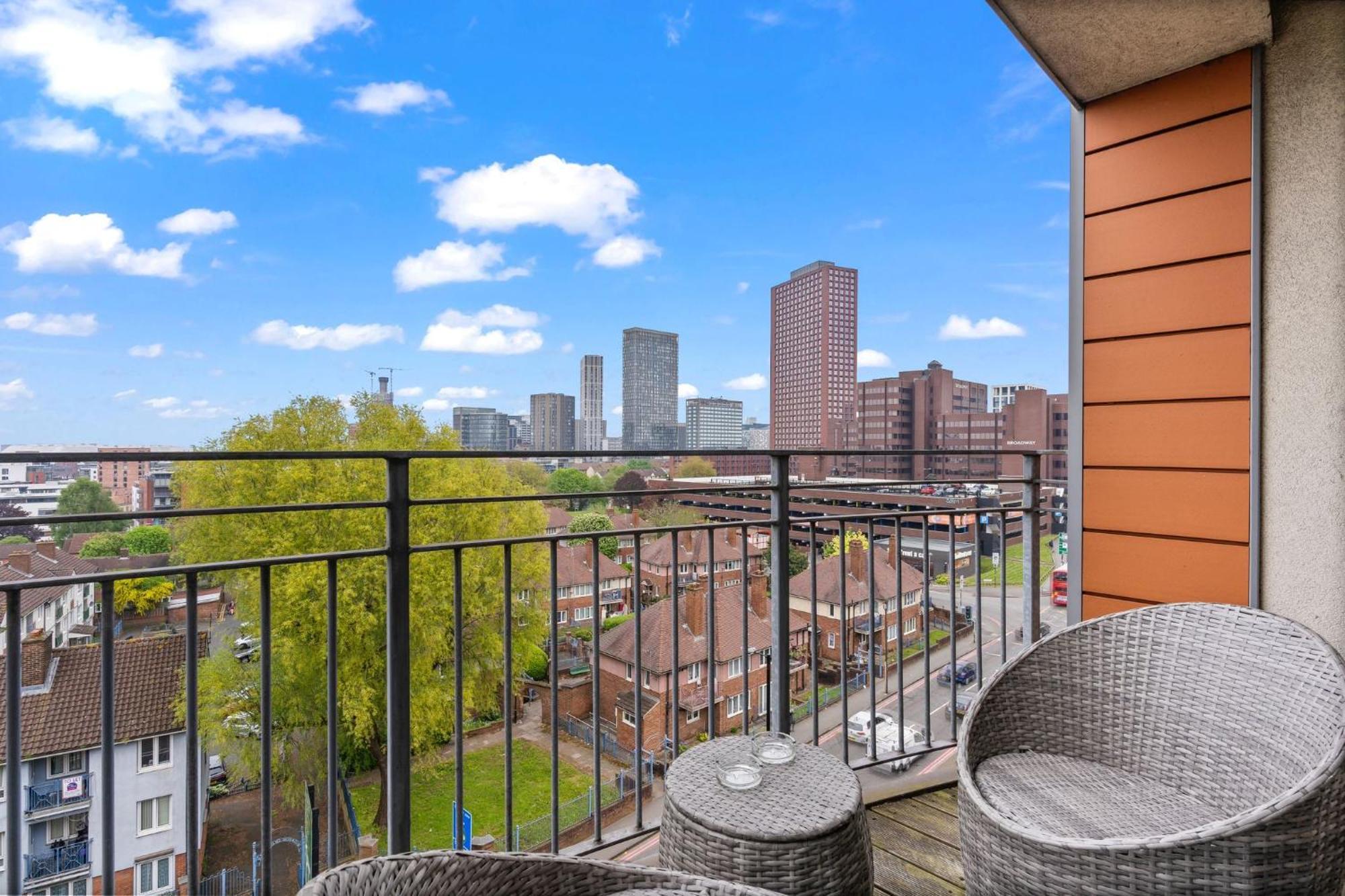 City Centre Broad Street Apartment *