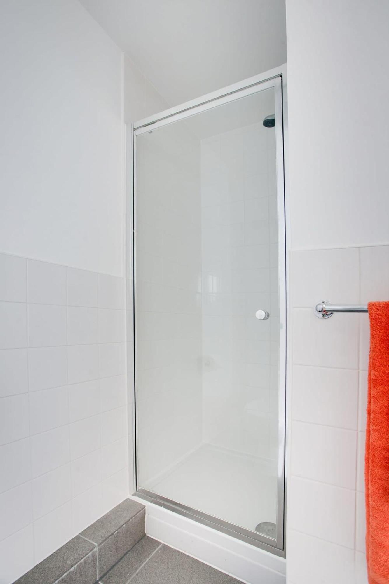 Bright And Modern Ensuites At The Metalworks Apartment *
