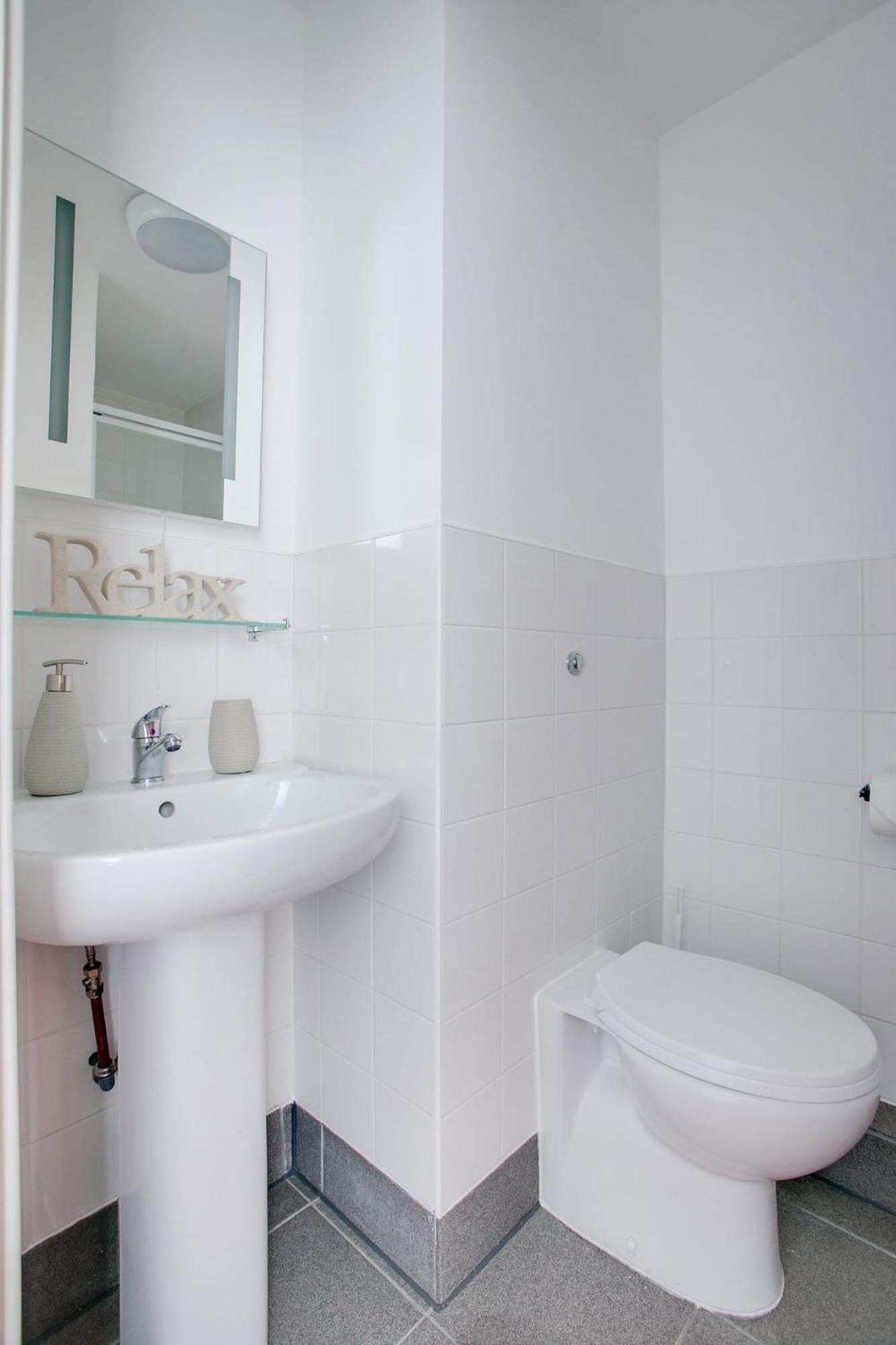 Bright And Modern Ensuites At The Metalworks