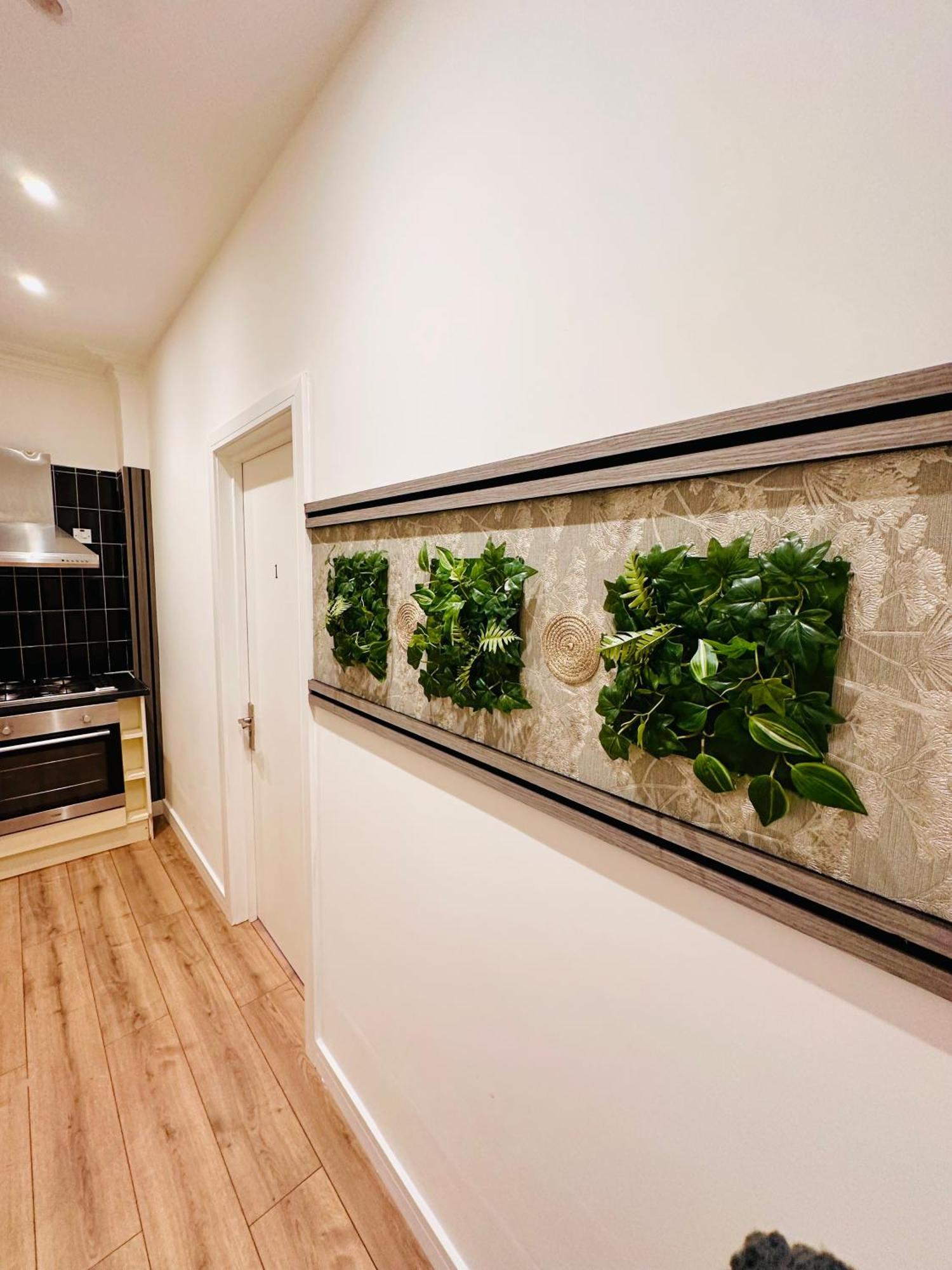 R2 - Elegant Private Opposite Queen Elizabeth Hospital - Harborne Guest house *