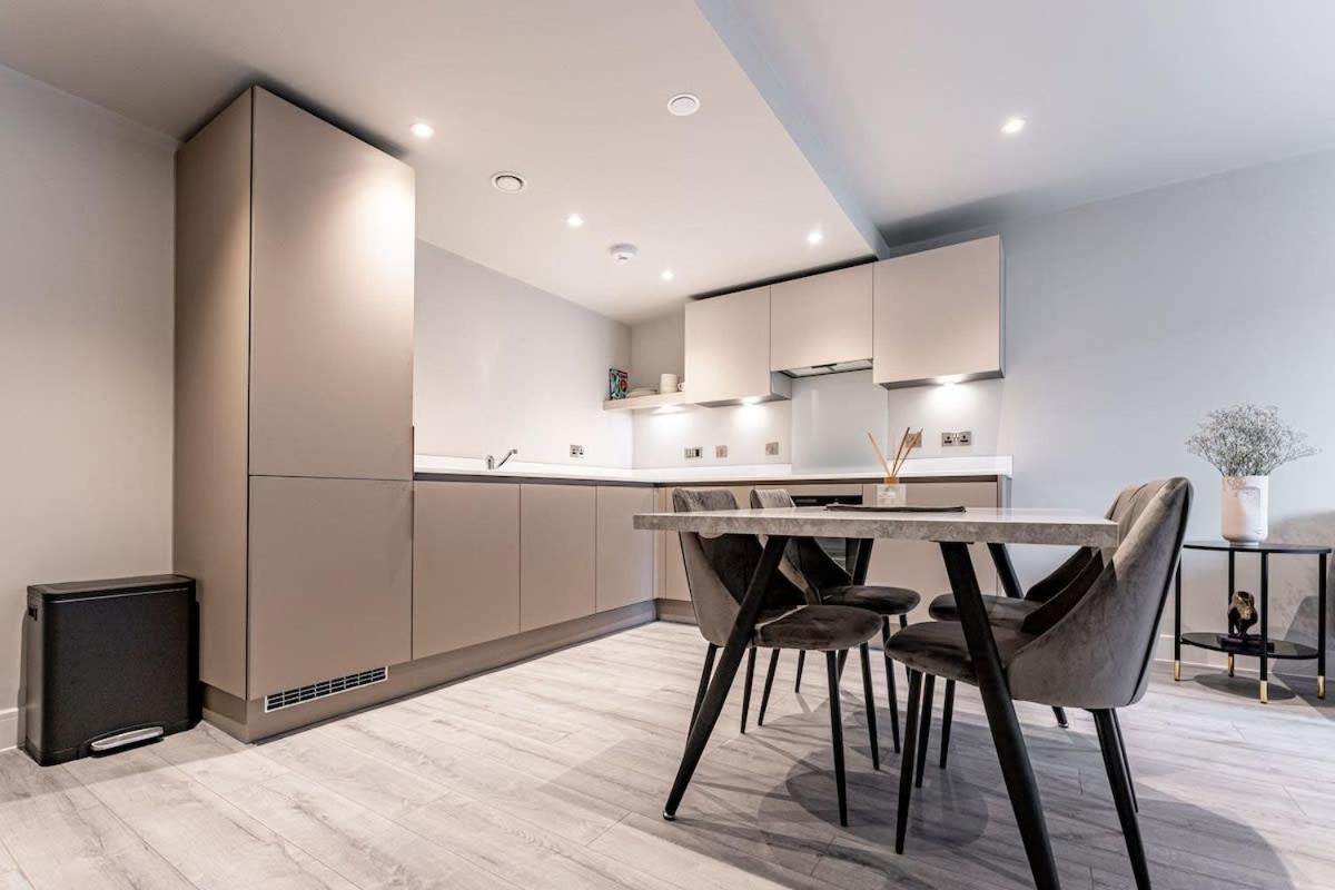 Apartment St Martin's Place 2 Bed Luxury Bham *