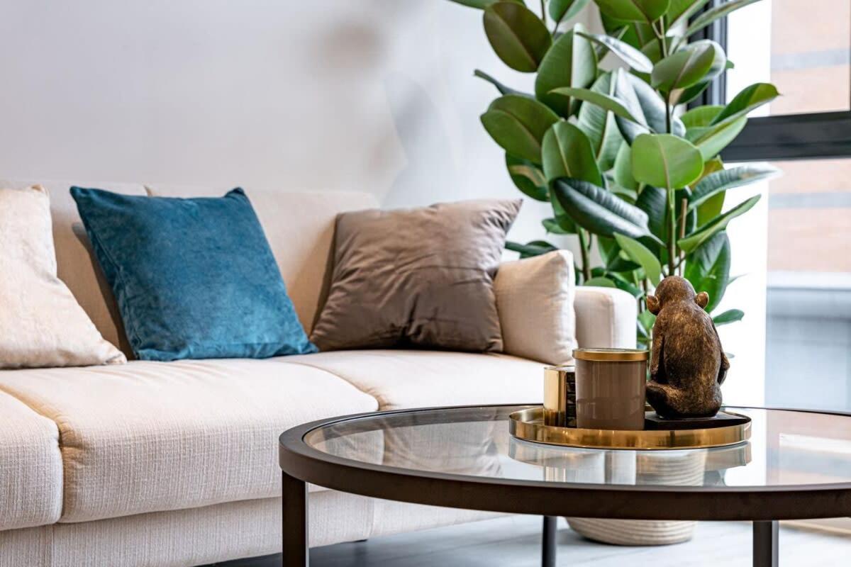 St Martin's Place 2 Bed Luxury Bham