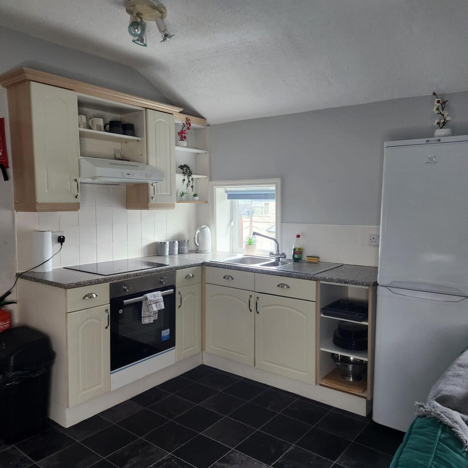 Apartment Style 2 Bedroom In City, Near Utilita Arena & Free Parking