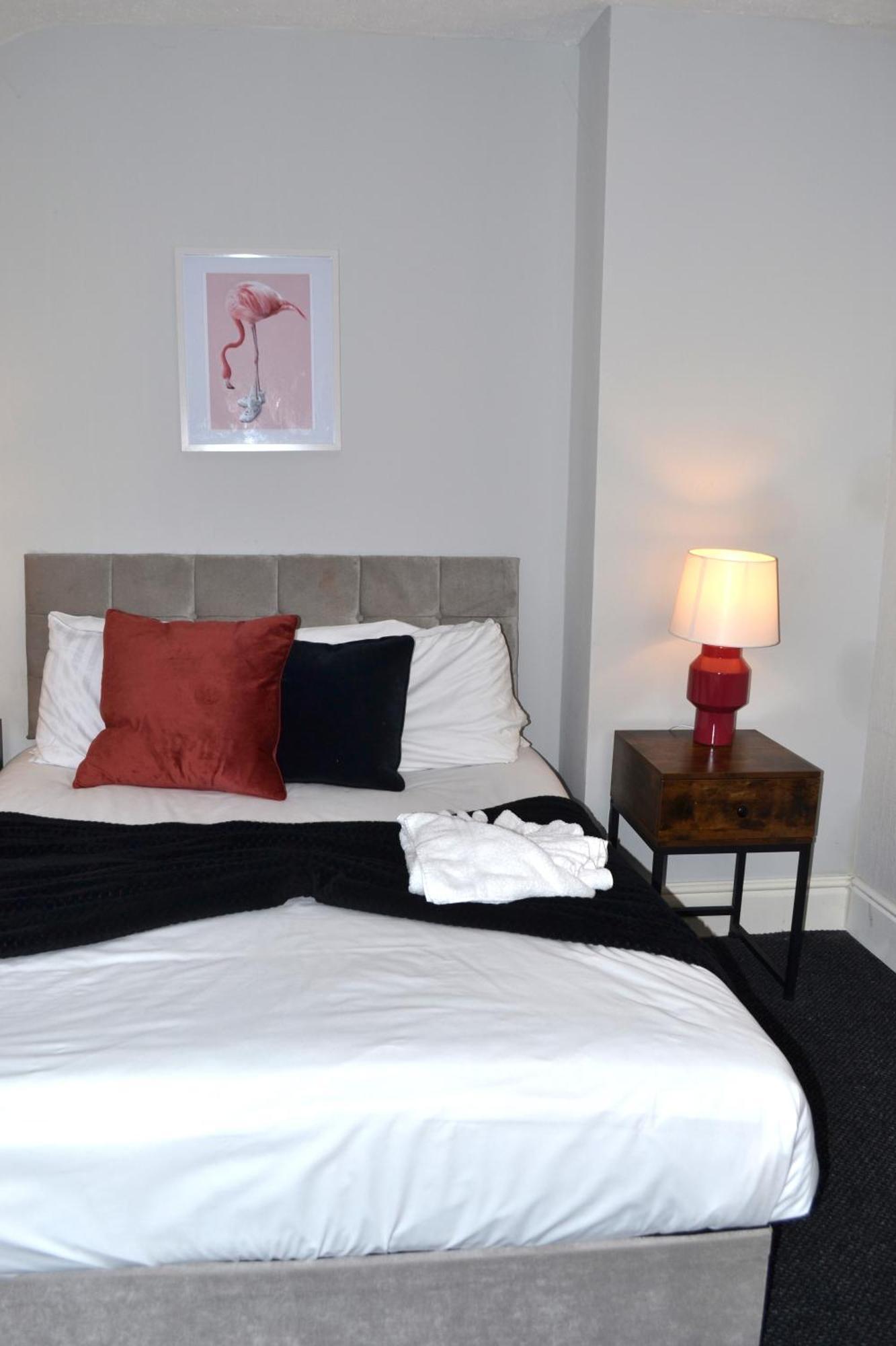 Apartment Style 2 Bedroom In City, Near Utilita Arena & Free Parking