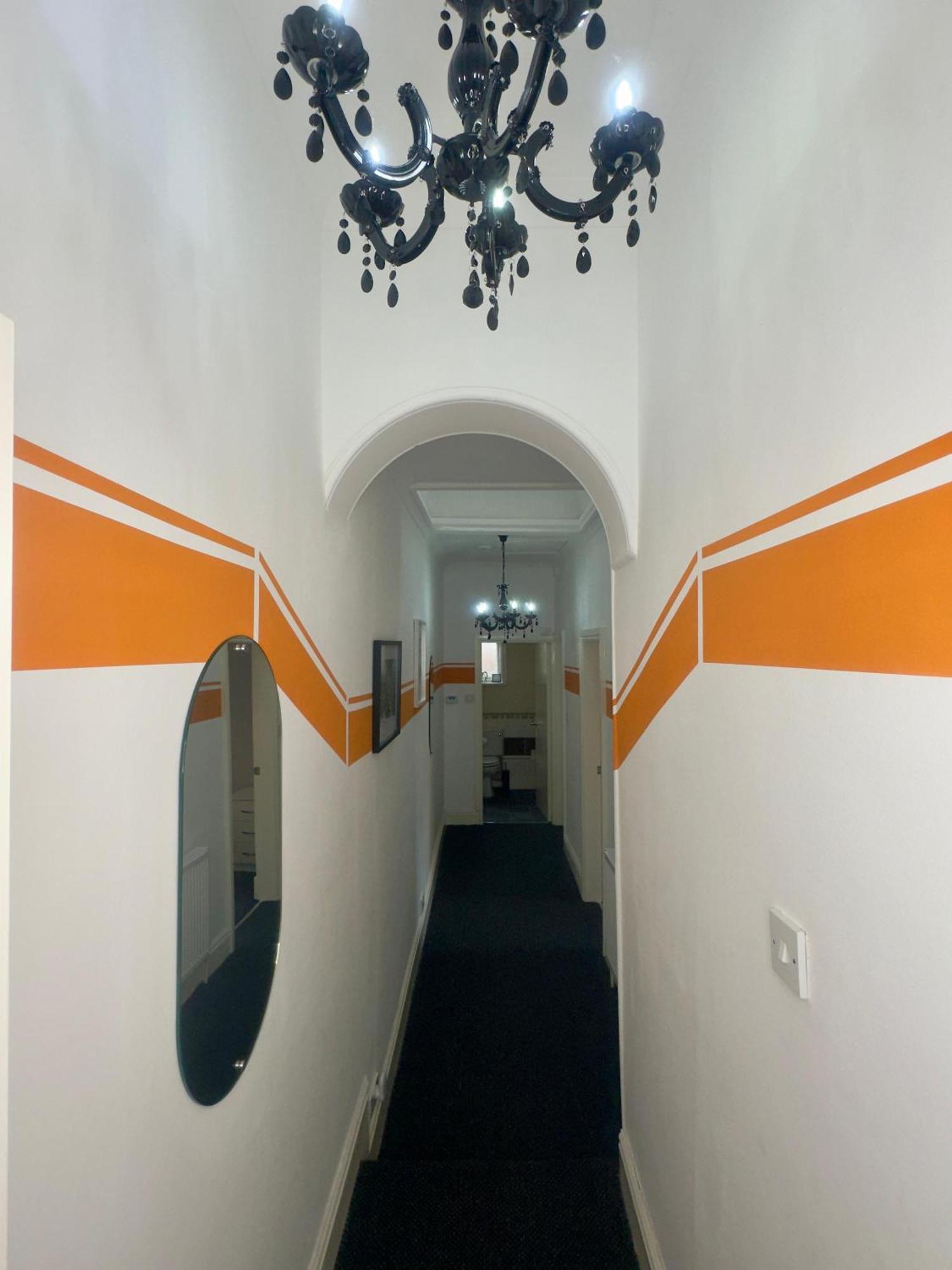 Elegant 5 Bedrooms Split Level