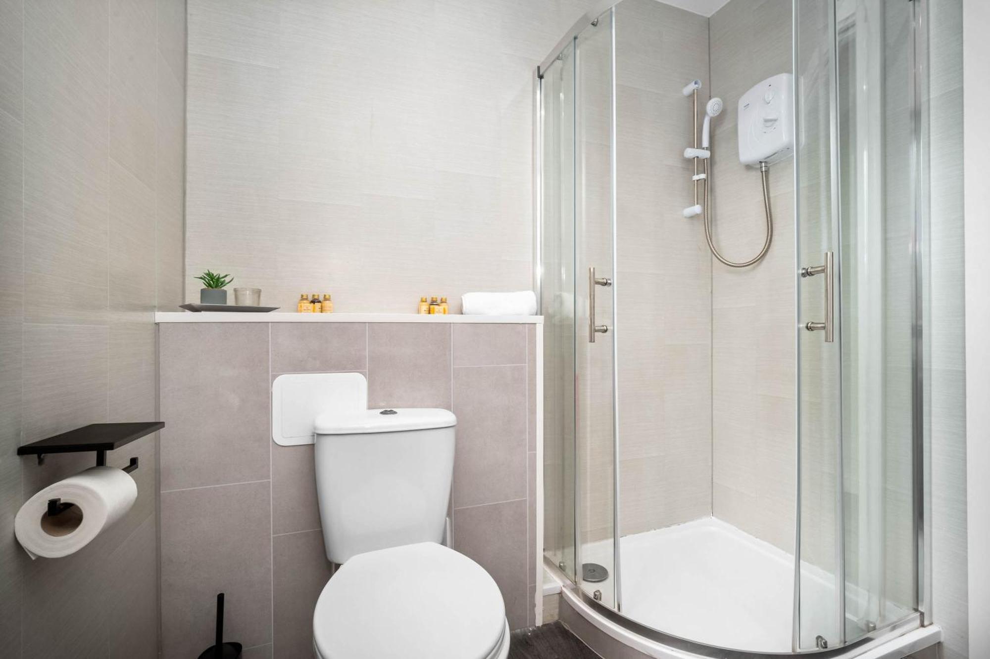 Luxury - Secure Parking - Gated Development - Near Jq & City Centre - 1sh Apartment Birmingham