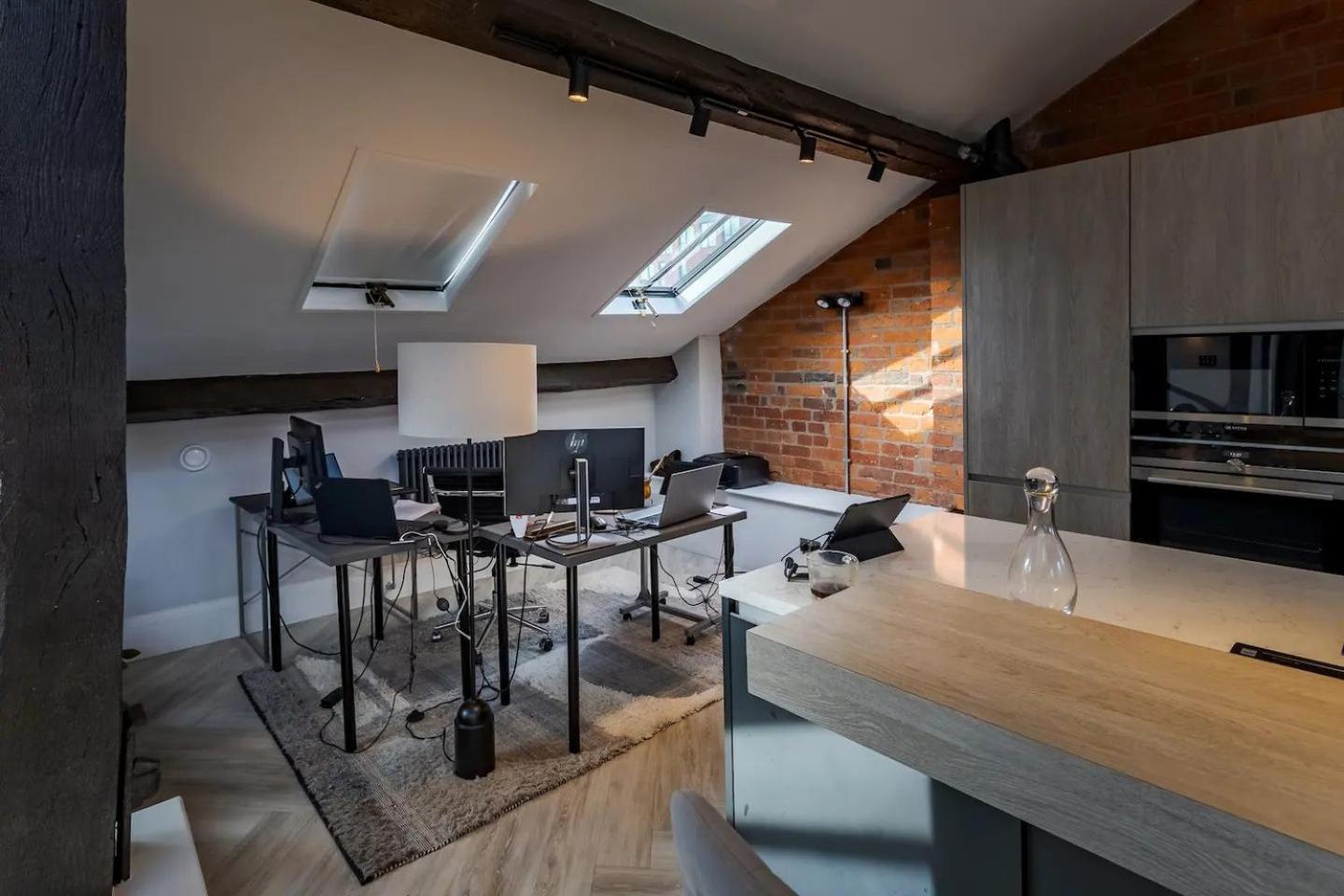 Pass The Keys Exquisite Penthouse Loft Jewellery Q Wparking Apartment *