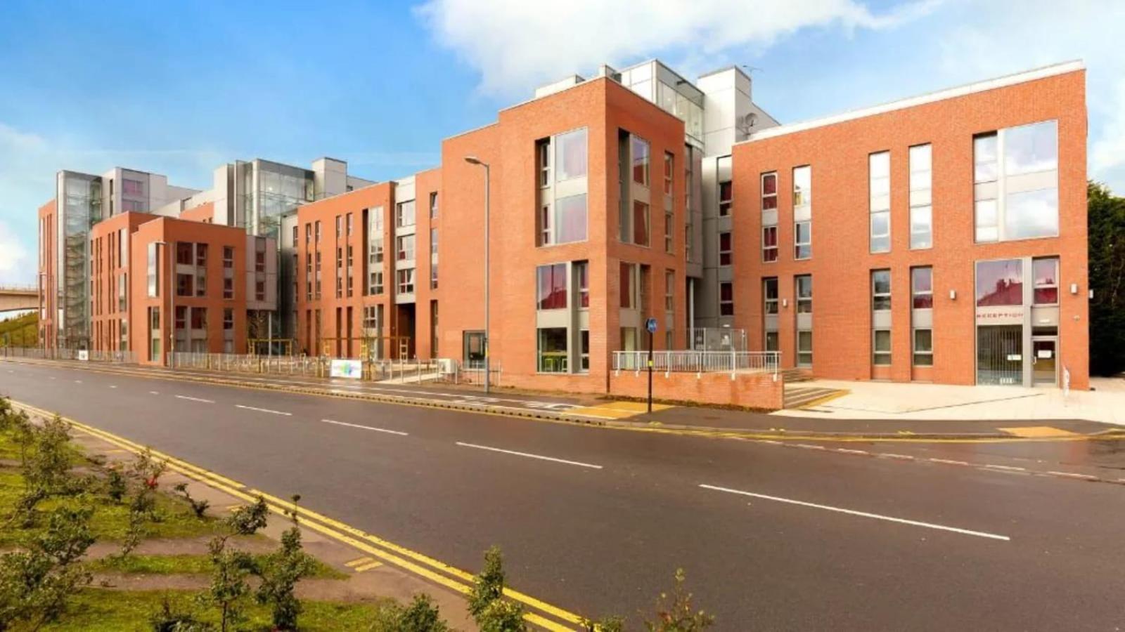 Bright And Modern Ensuites At The Metalworks Birmingham