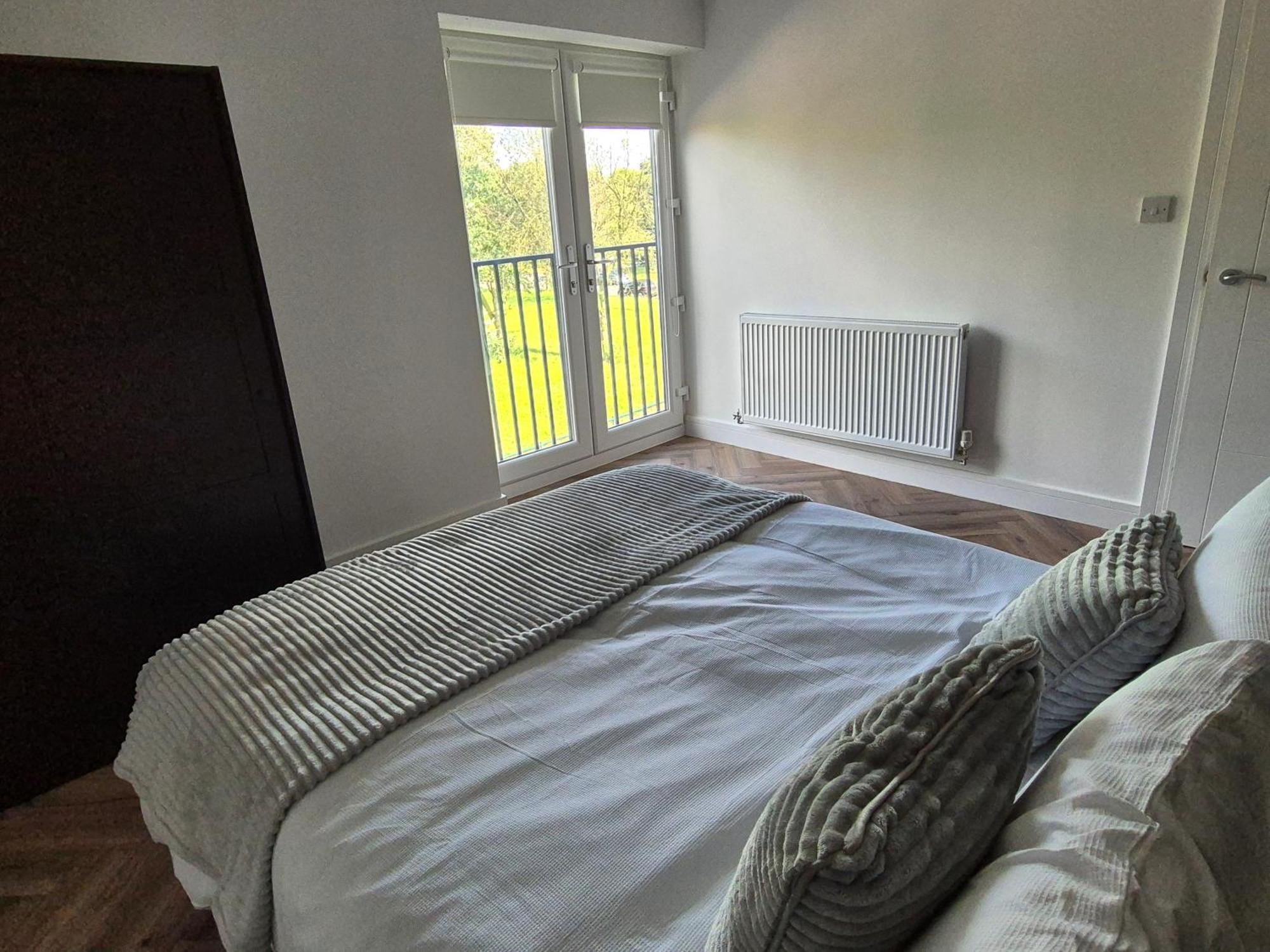 Spacious & Free Parking * Birmingham