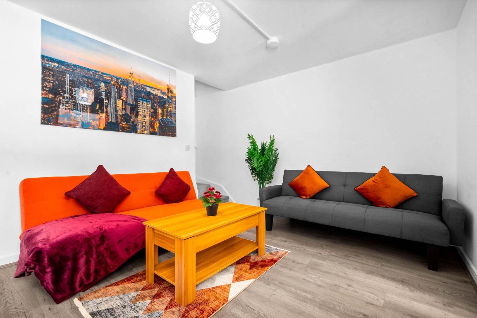 Apartment Luxury New House With Free Parking