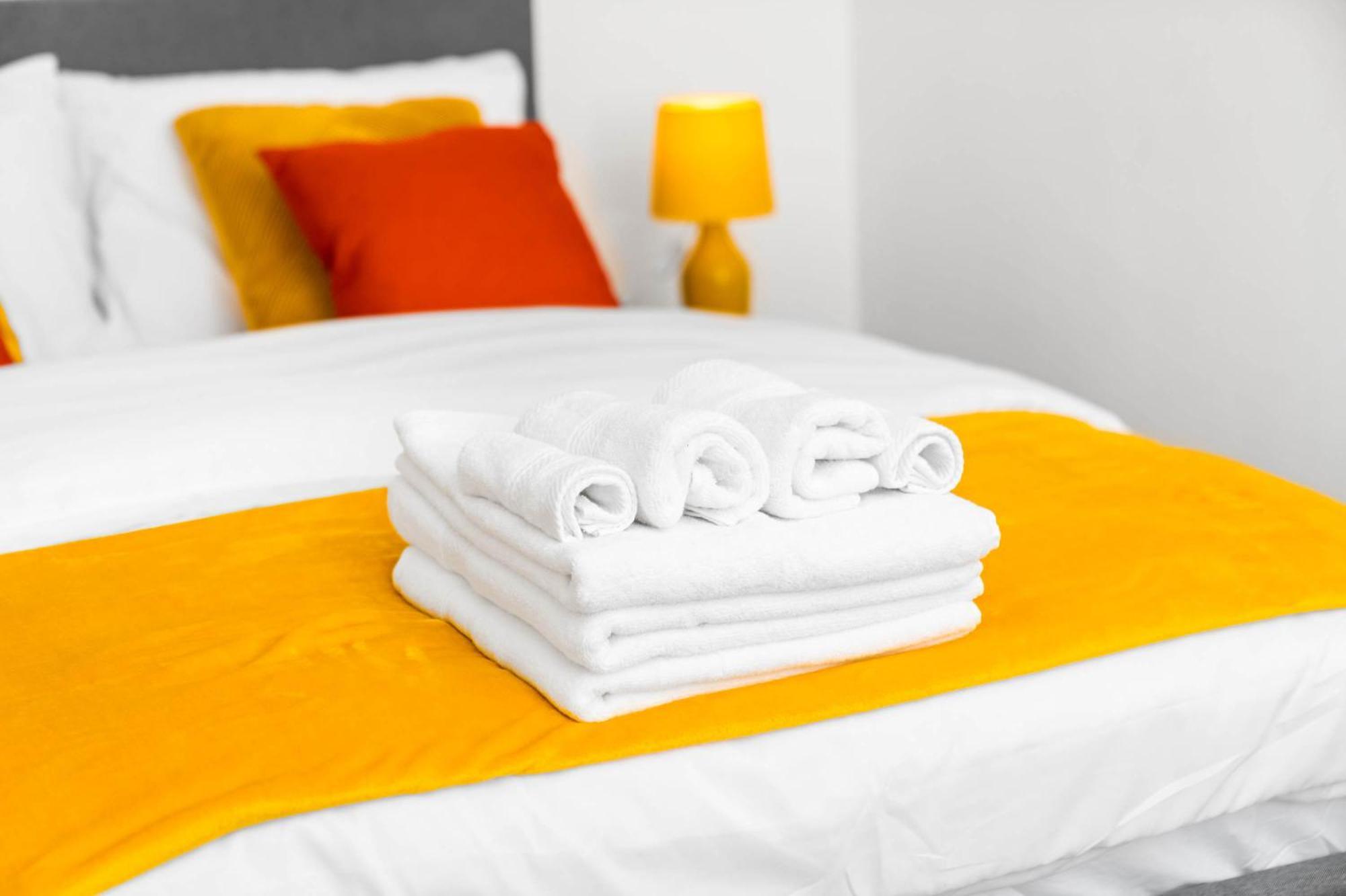 Luxury New House With Free Parking Apartment Birmingham