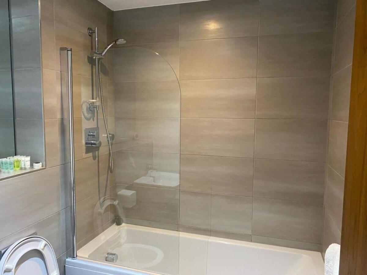 Centre - Broad Street Apartment *