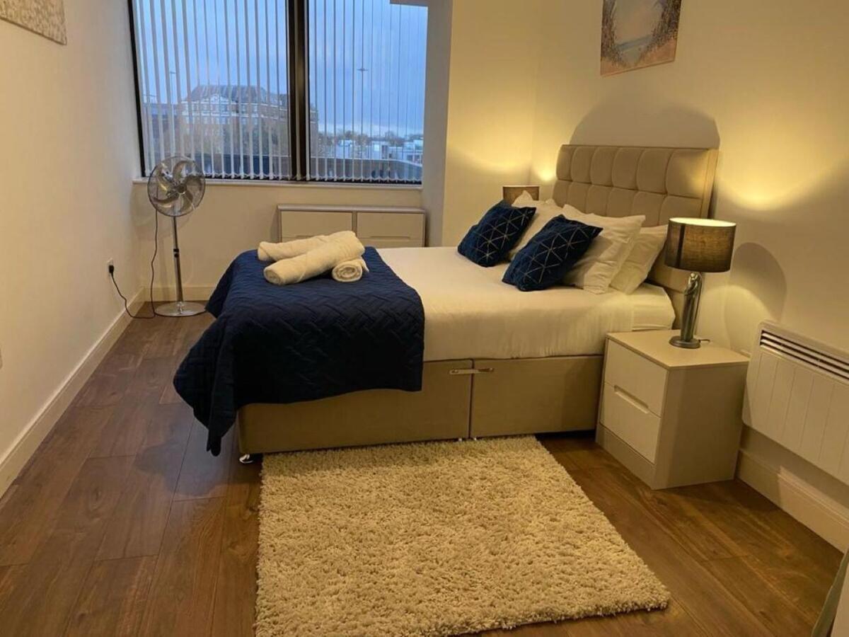 Centre - Broad Street Apartment *