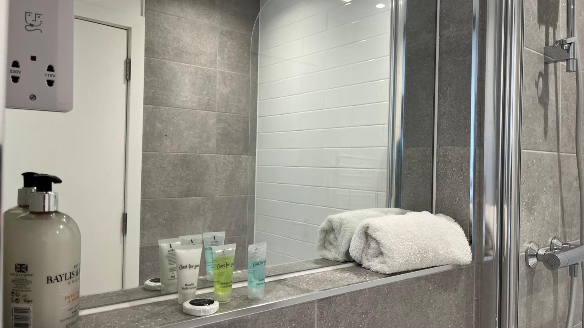 New Build 1 Bedroom Apartment, Jewellery Quarter Apartment Birmingham