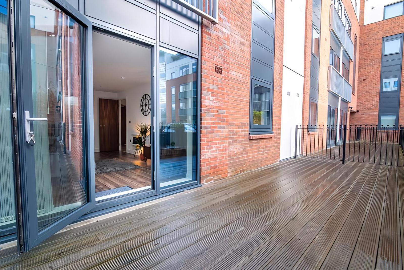 Apartment Stunning In *